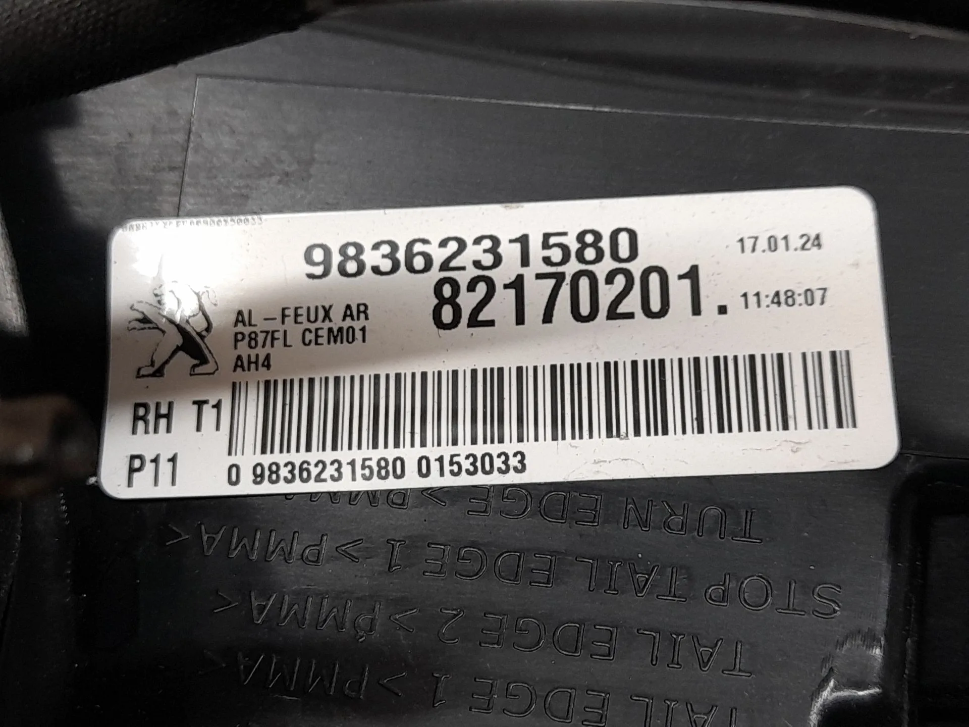 Piloto Trasero Derecho Exterior para Peugeot 5008 Ii (Mc_, Mj_, Mr_, M4_)