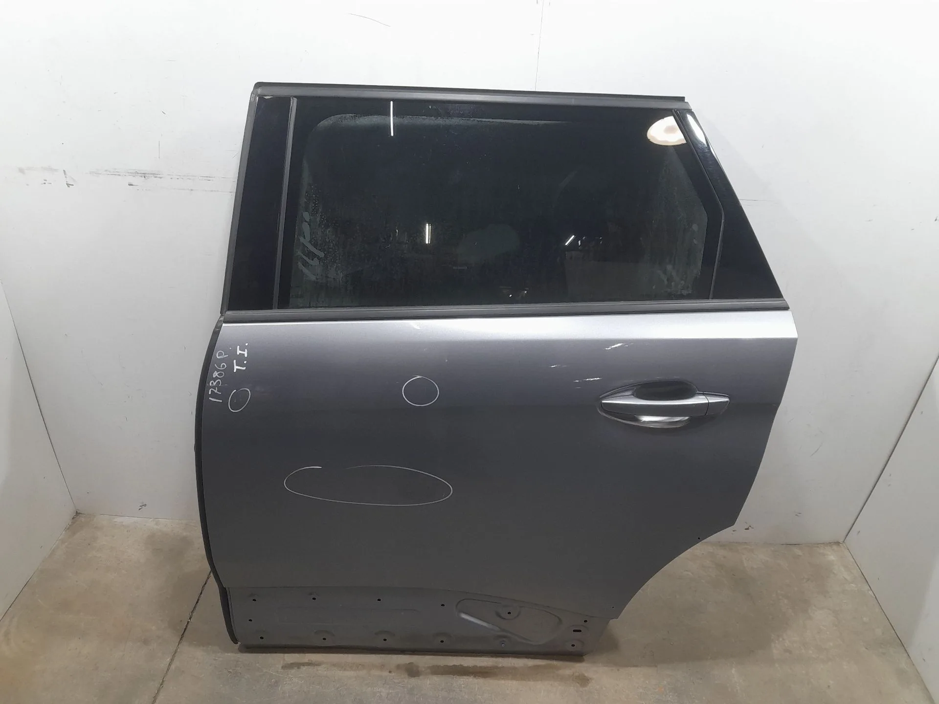 Puerta Trasera Izquierda para Peugeot 5008 Ii (Mc_, Mj_, Mr_, M4_)