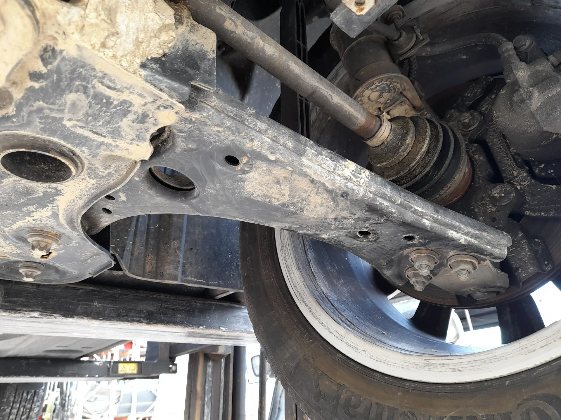 Brazo Suspension Inferior Delantero Izquierdo para Fiat Tipo Station Wagon (356_, 357_)