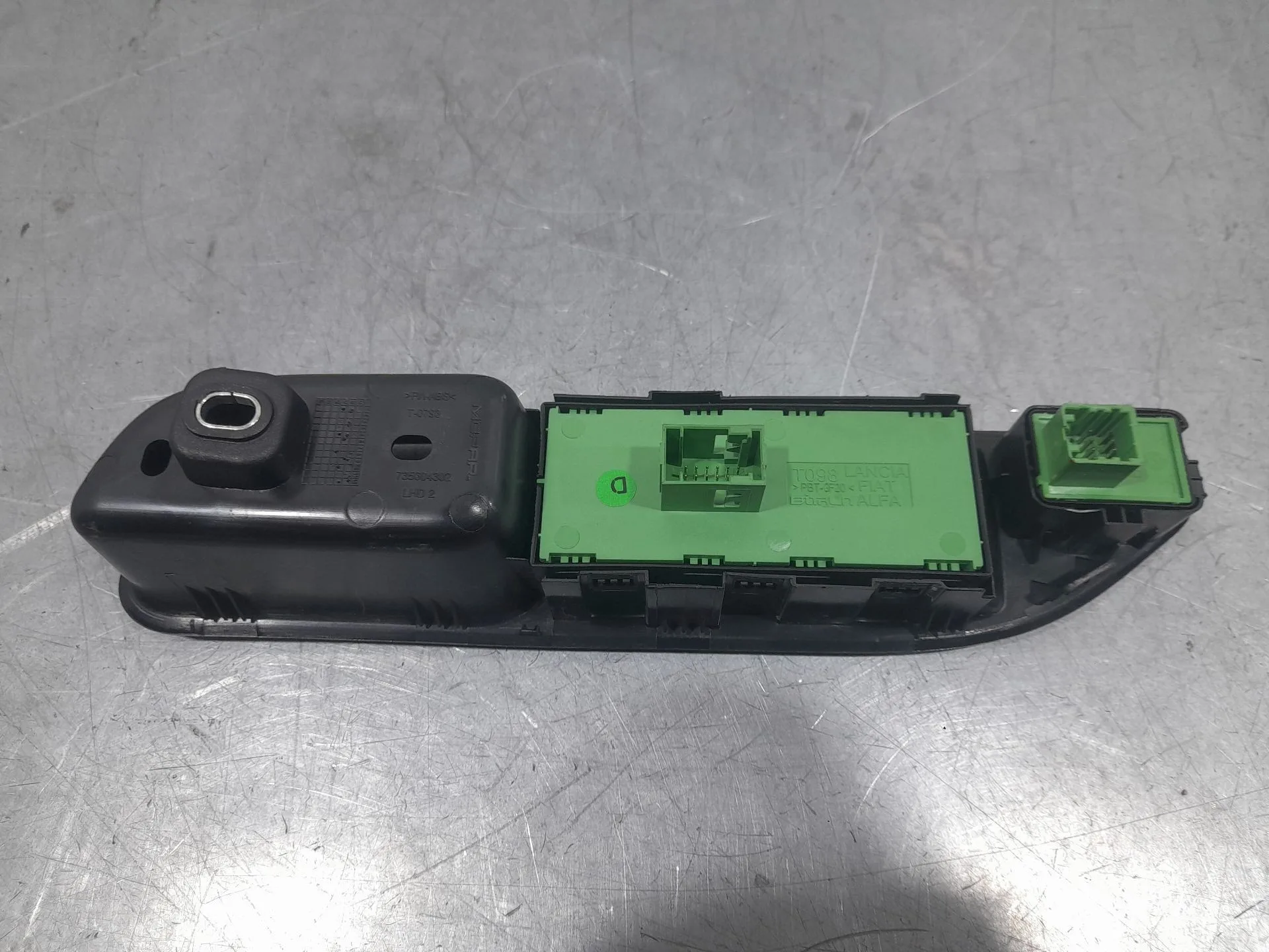 Mando Elevalunas Delantero Izquierdo para Fiat Tipo Station Wagon (356_, 357_)