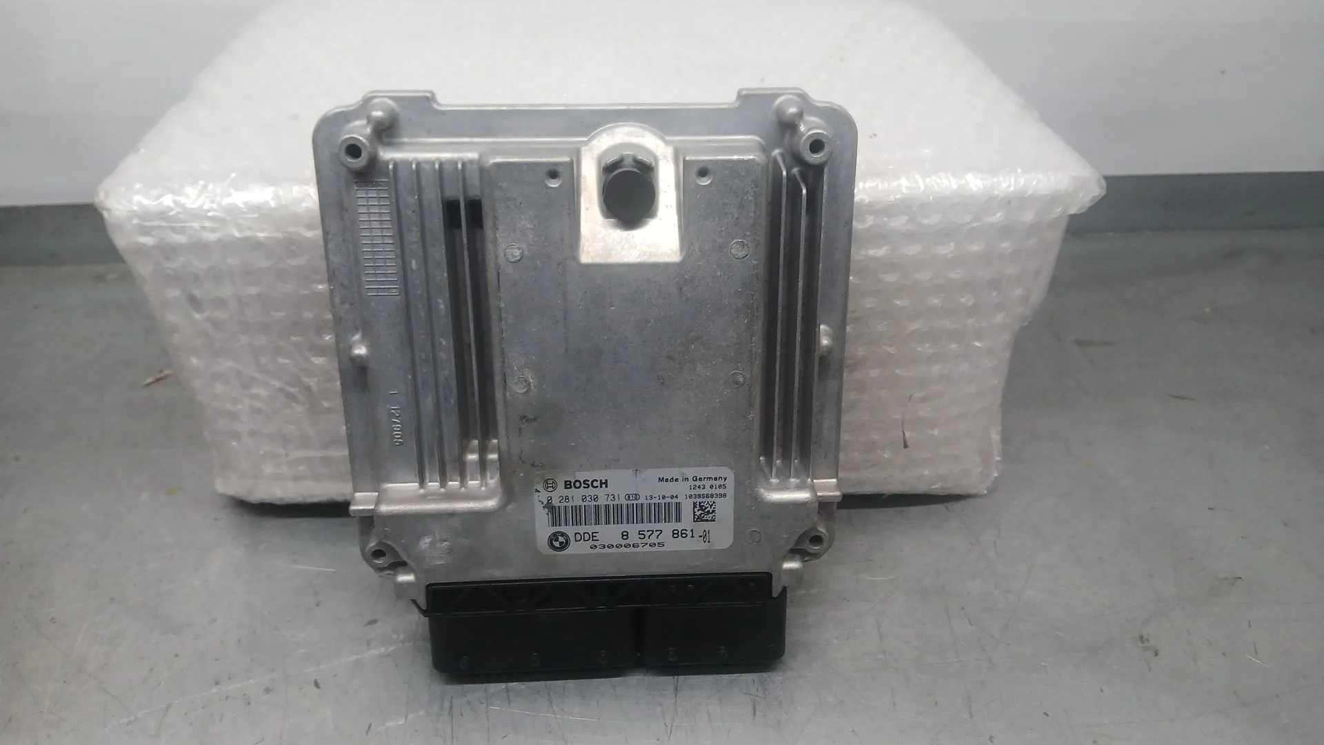 Centralita Motor Uce para Bmw X5 (F15)