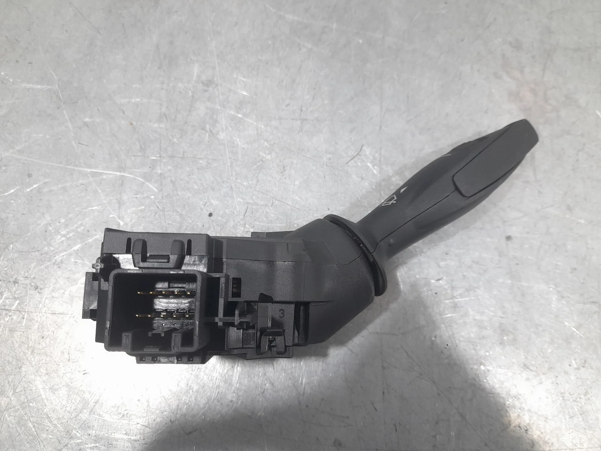 Mando Limpia para Ford Fiesta (Ccn)