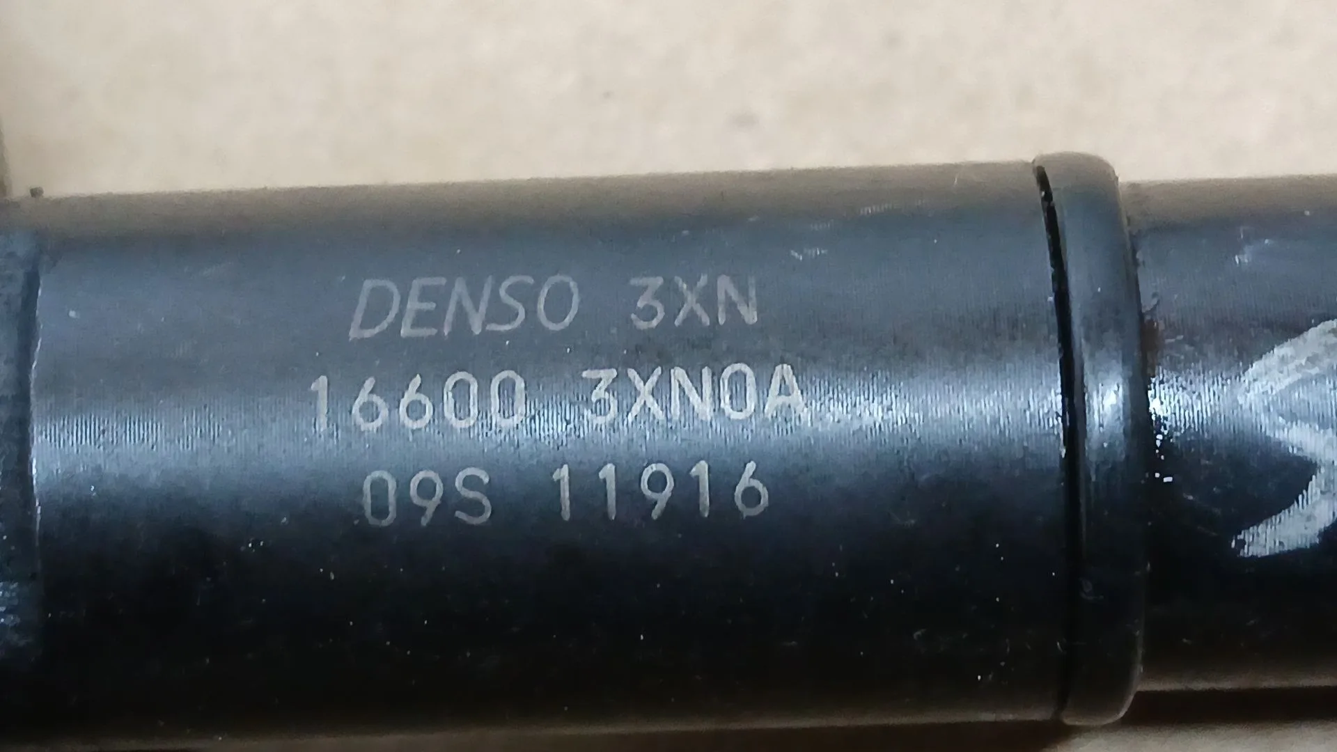 Inyector para Nissan Cabstar ->09.06