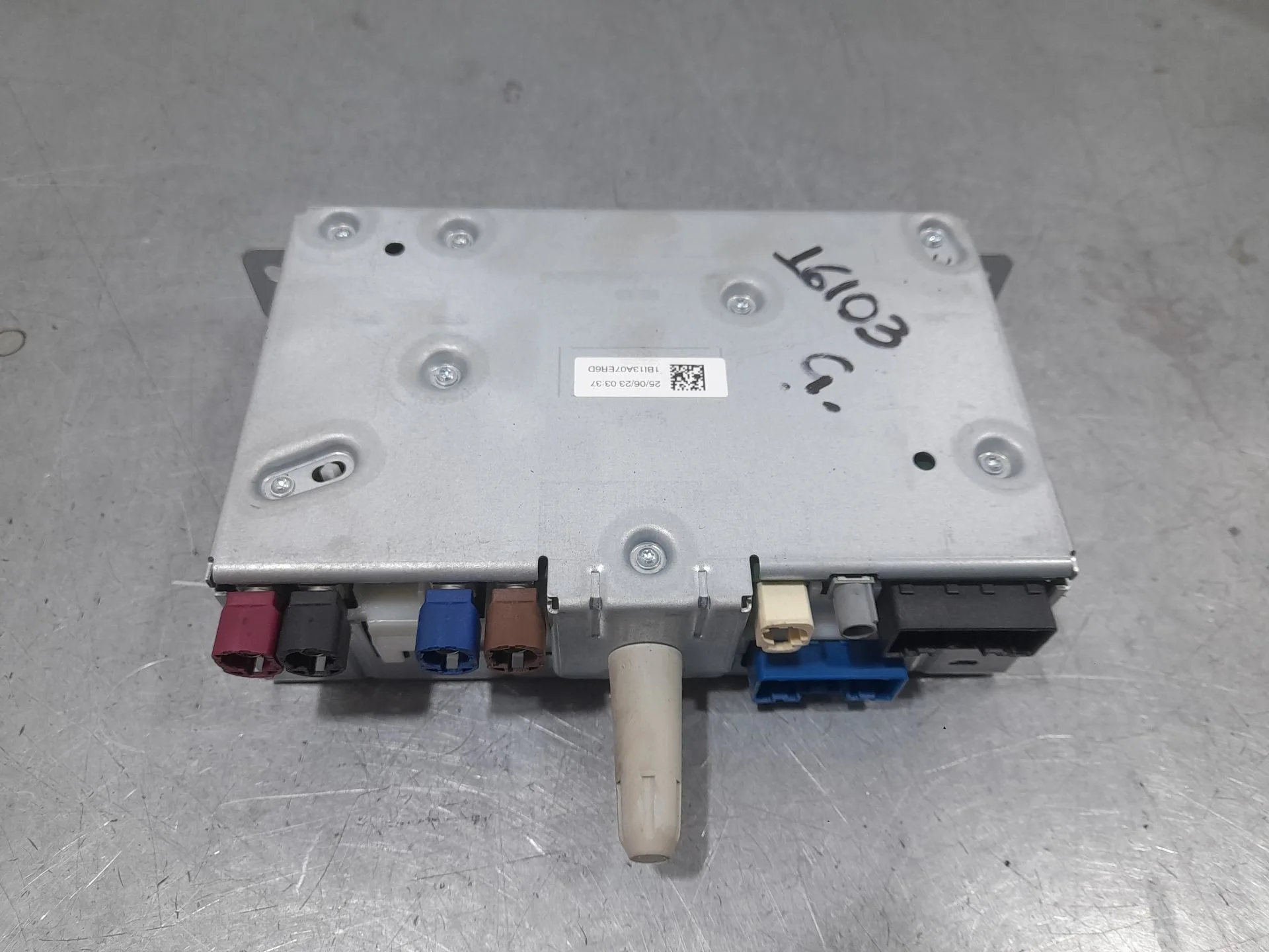 Sistema Audio / Radio para Peugeot 2008 (P1)