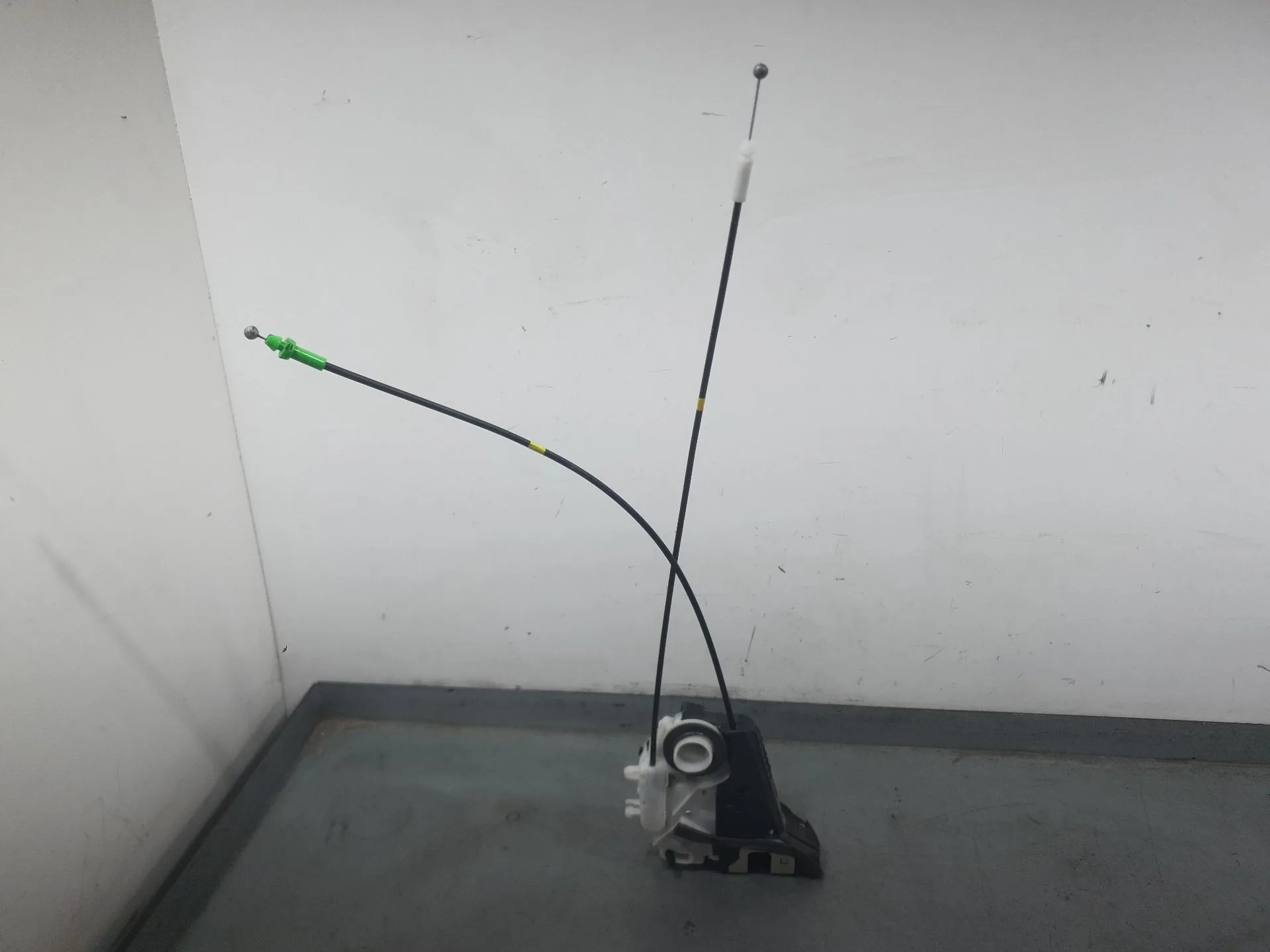 Cerradura Puerta Trasera Derecha para Toyota Yaris (_P13_)