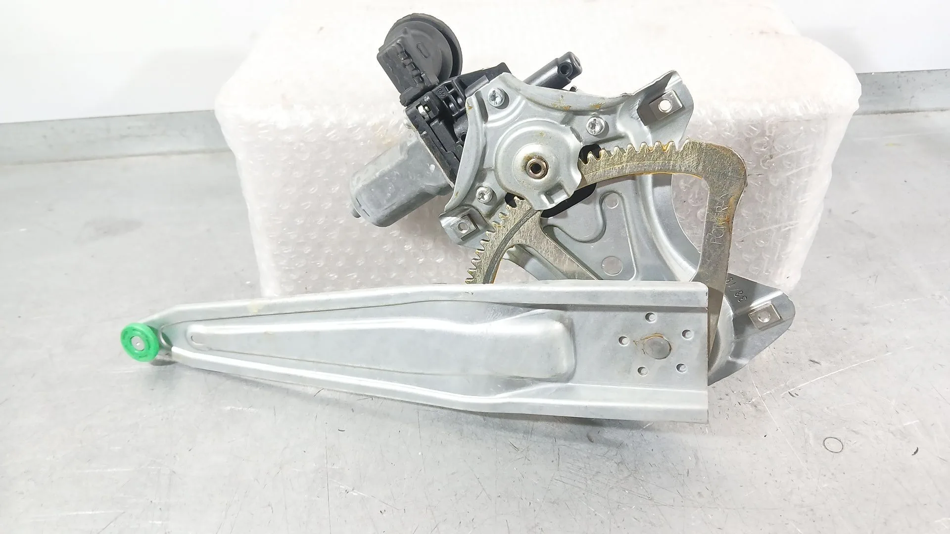 Elevalunas Trasero Izquierdo para Toyota Yaris (_P13_)