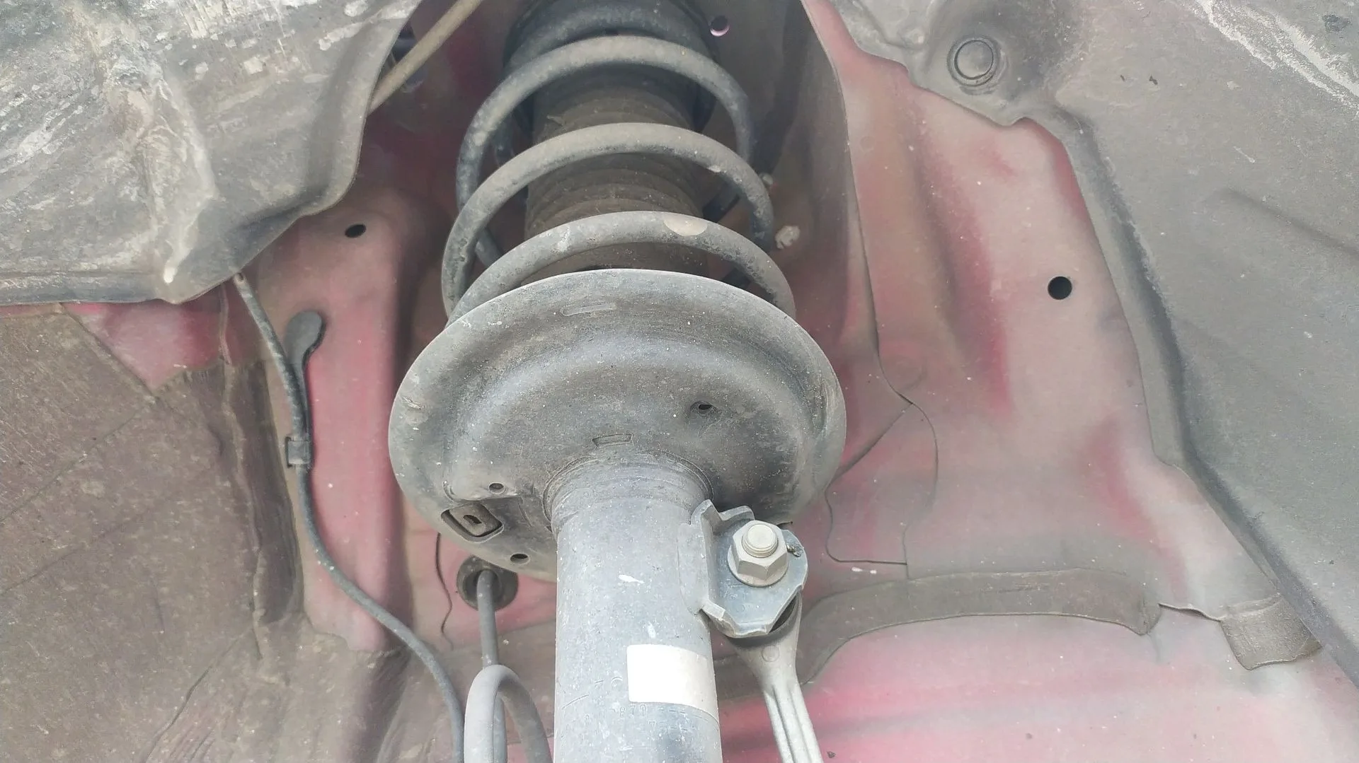 Amortiguador Delantero Derecho para Toyota Yaris (_P13_)