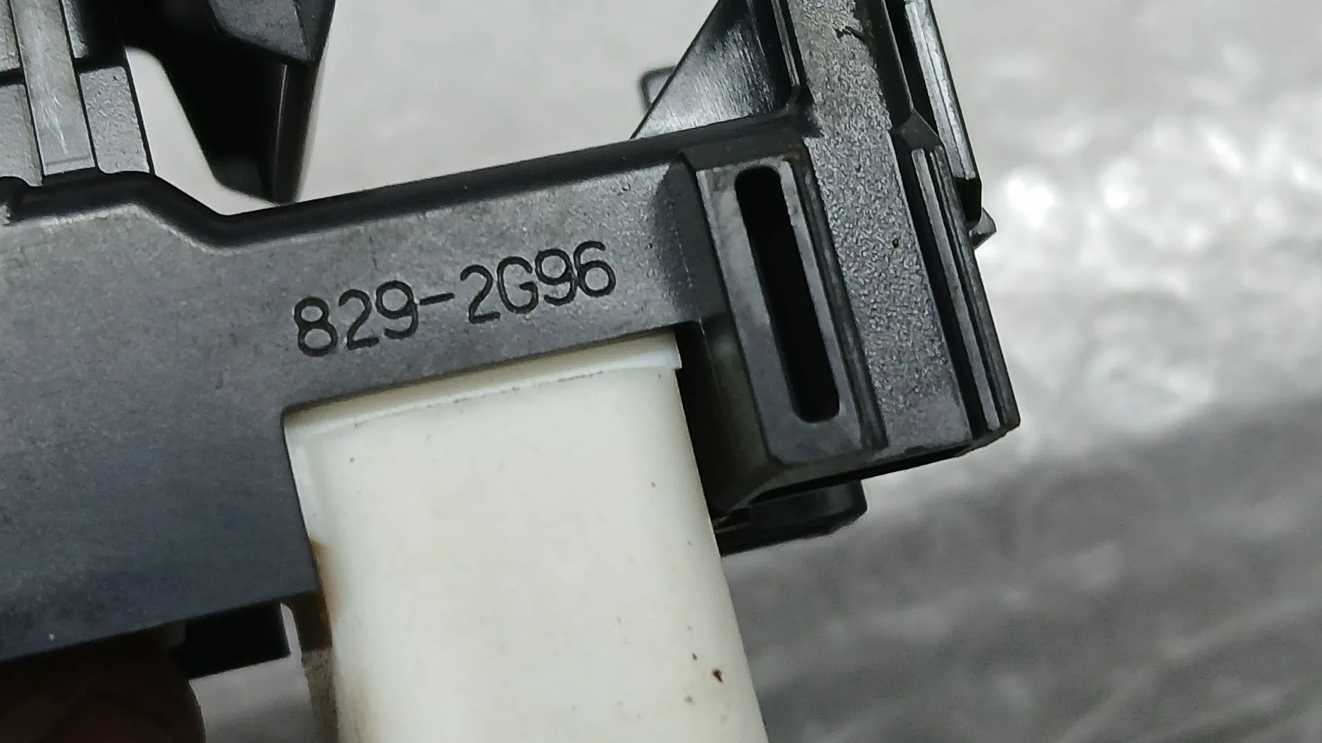Mando Elevalunas Trasero Derecho para Toyota Yaris (_P13_)