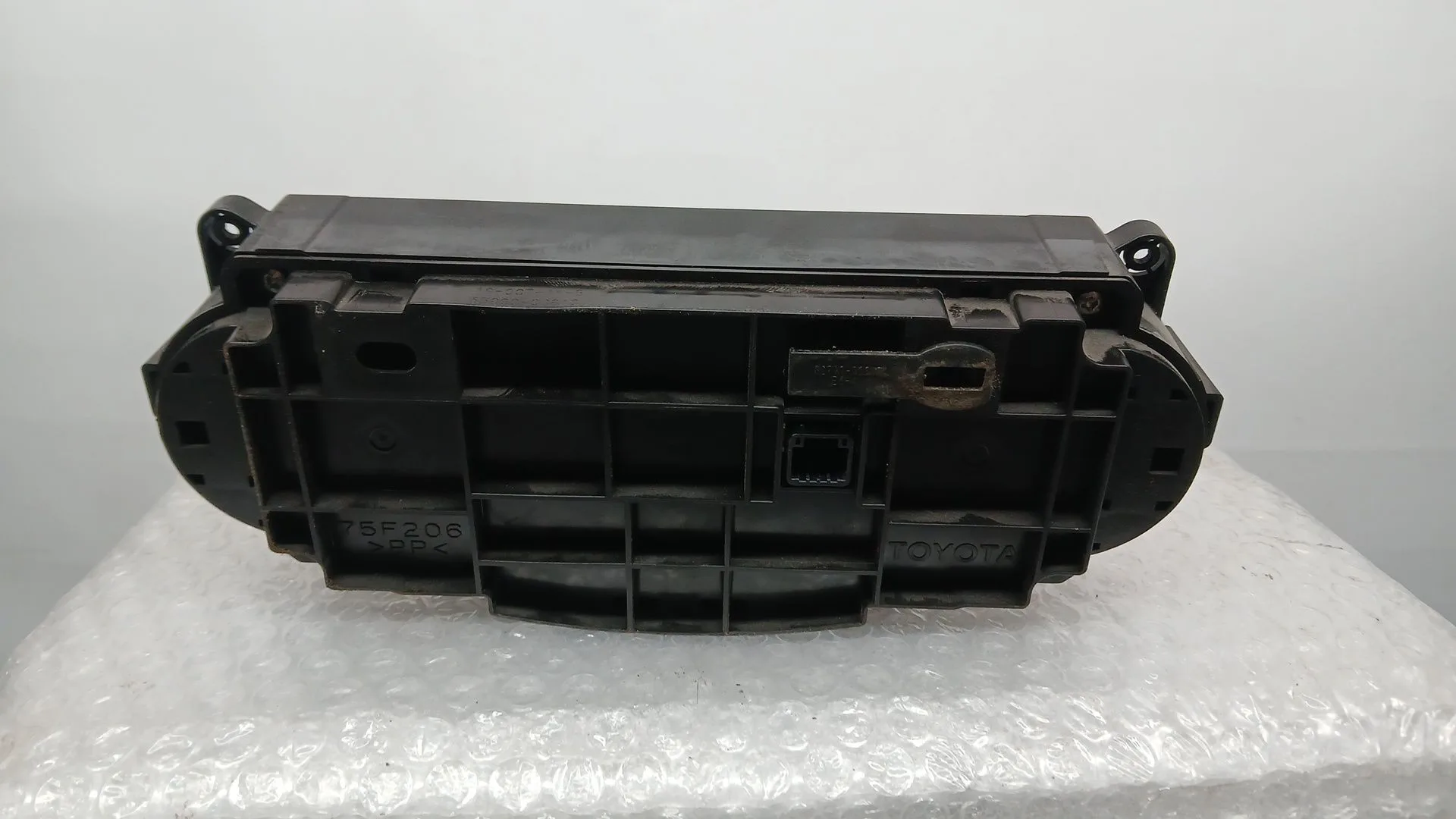 Mando Climatizador para Toyota Yaris (_P13_)