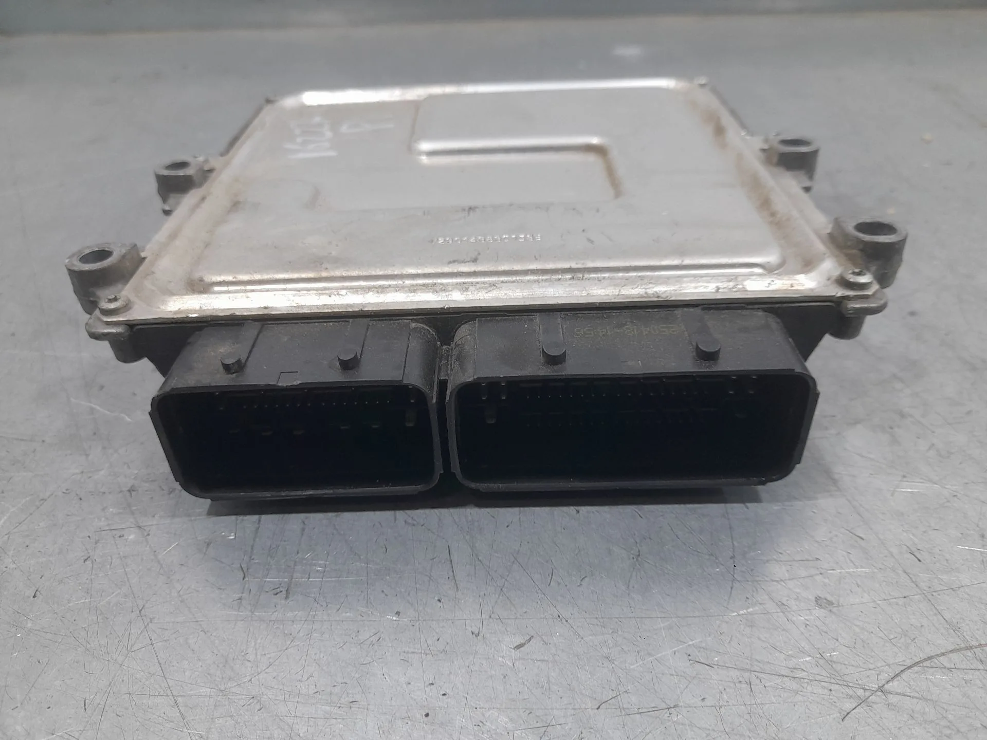 Centralita Motor Uce para Peugeot 3008