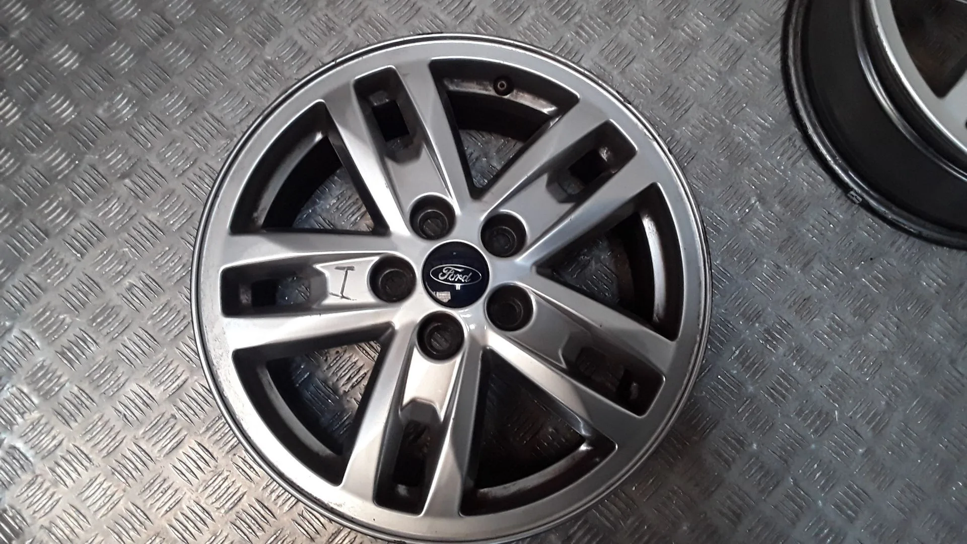 Juego Llantas Aluminio para Ford Tourneo Connect / Grand Tourneo Connect V408 Monospace