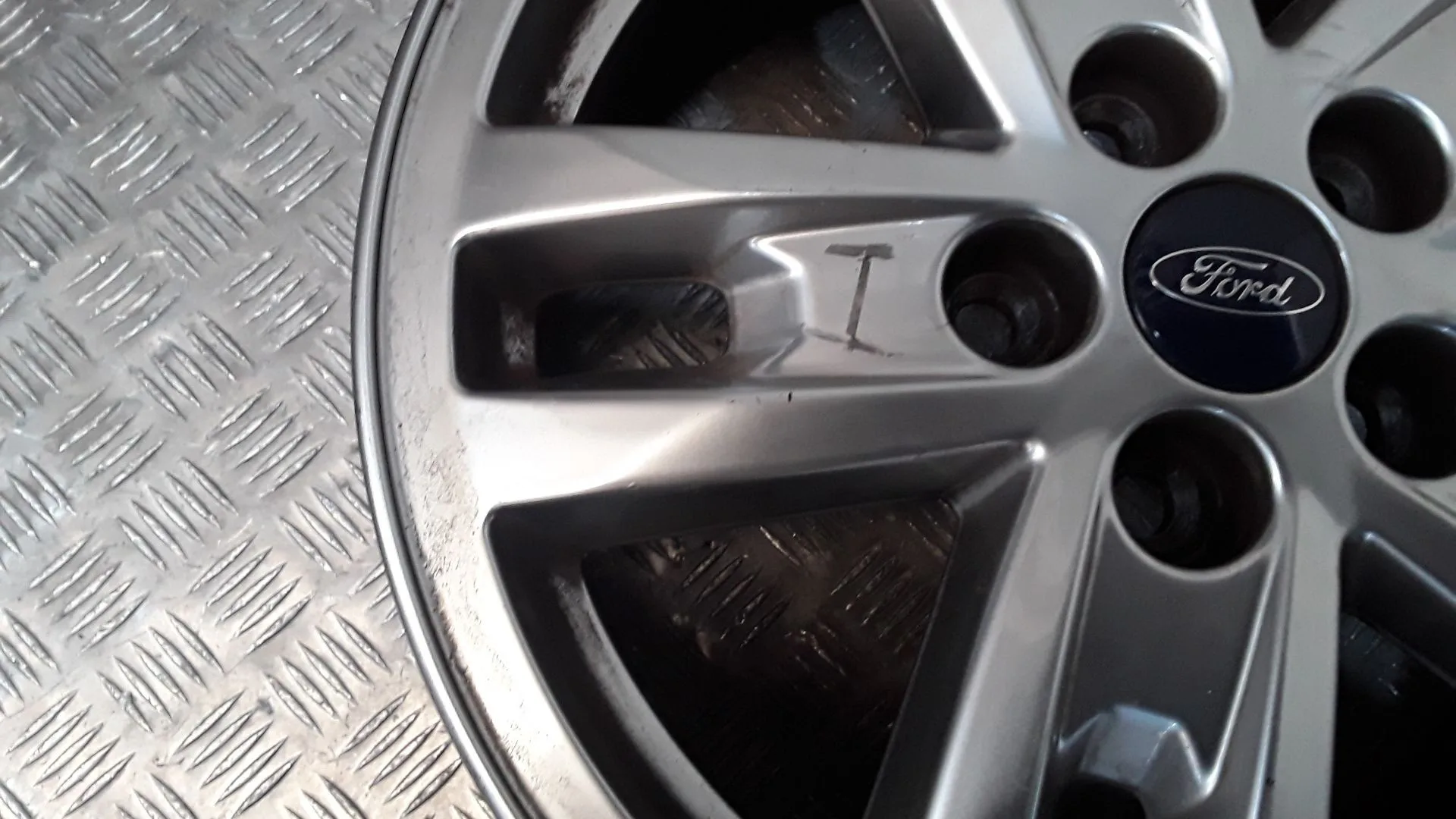Juego Llantas Aluminio para Ford Tourneo Connect / Grand Tourneo Connect V408 Monospace