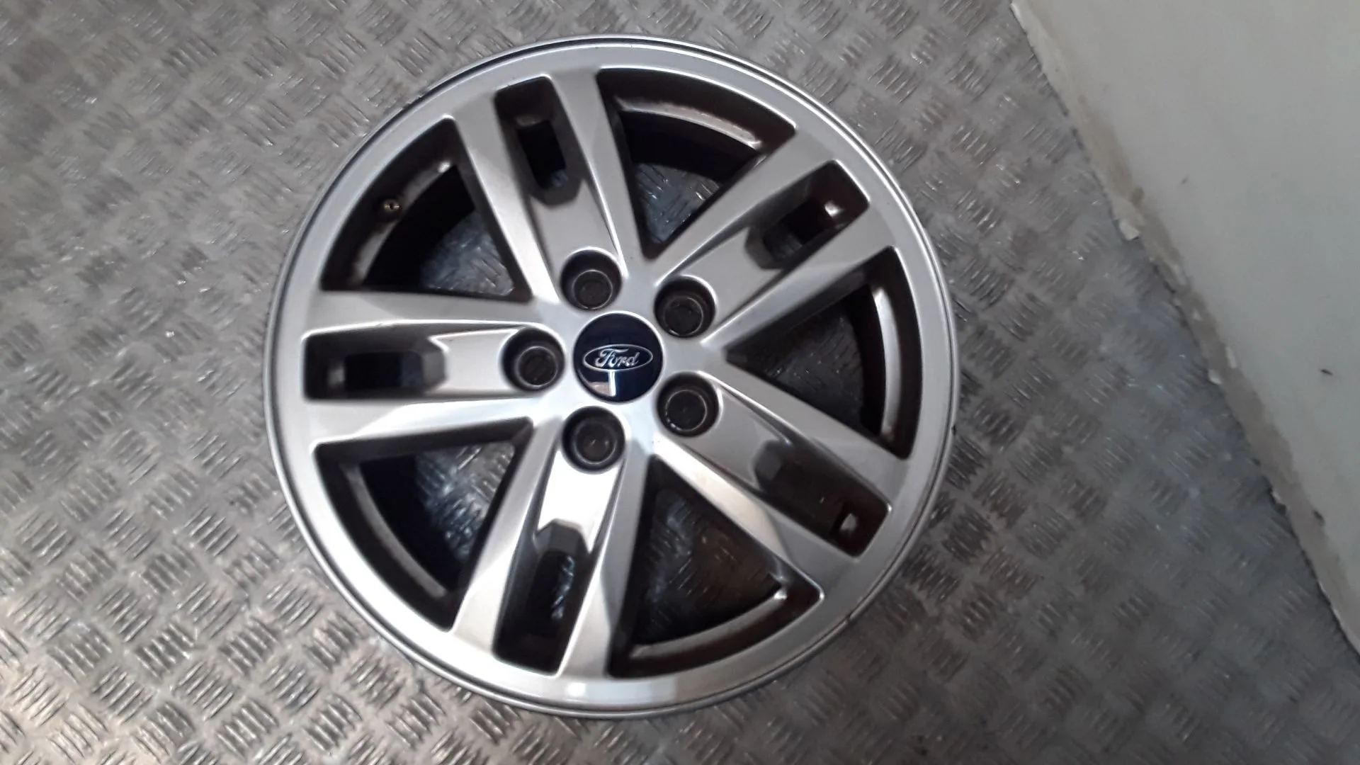Juego Llantas Aluminio para Ford Tourneo Connect / Grand Tourneo Connect V408 Monospace