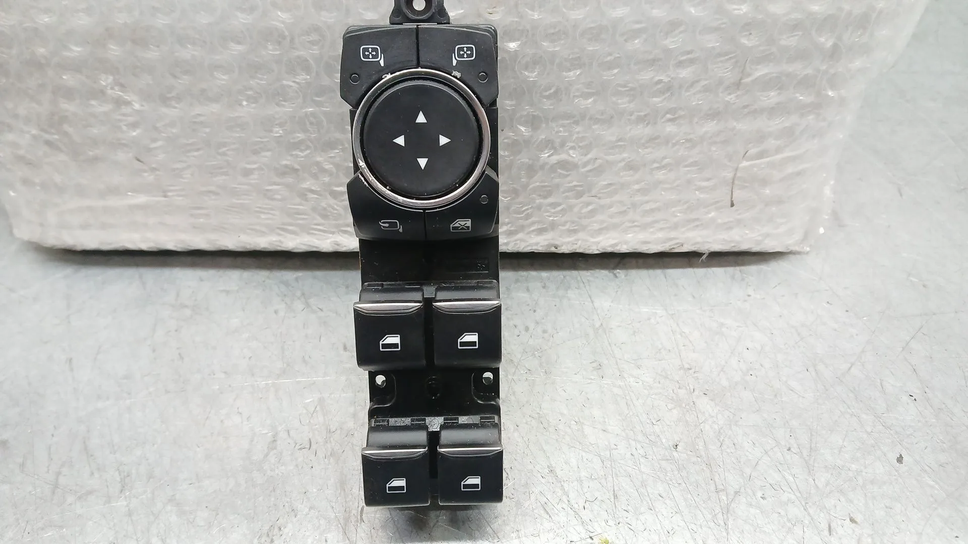 Mando Elevalunas Delantero Izquierdo para Ford Fiesta Vii (Hj, Hf)