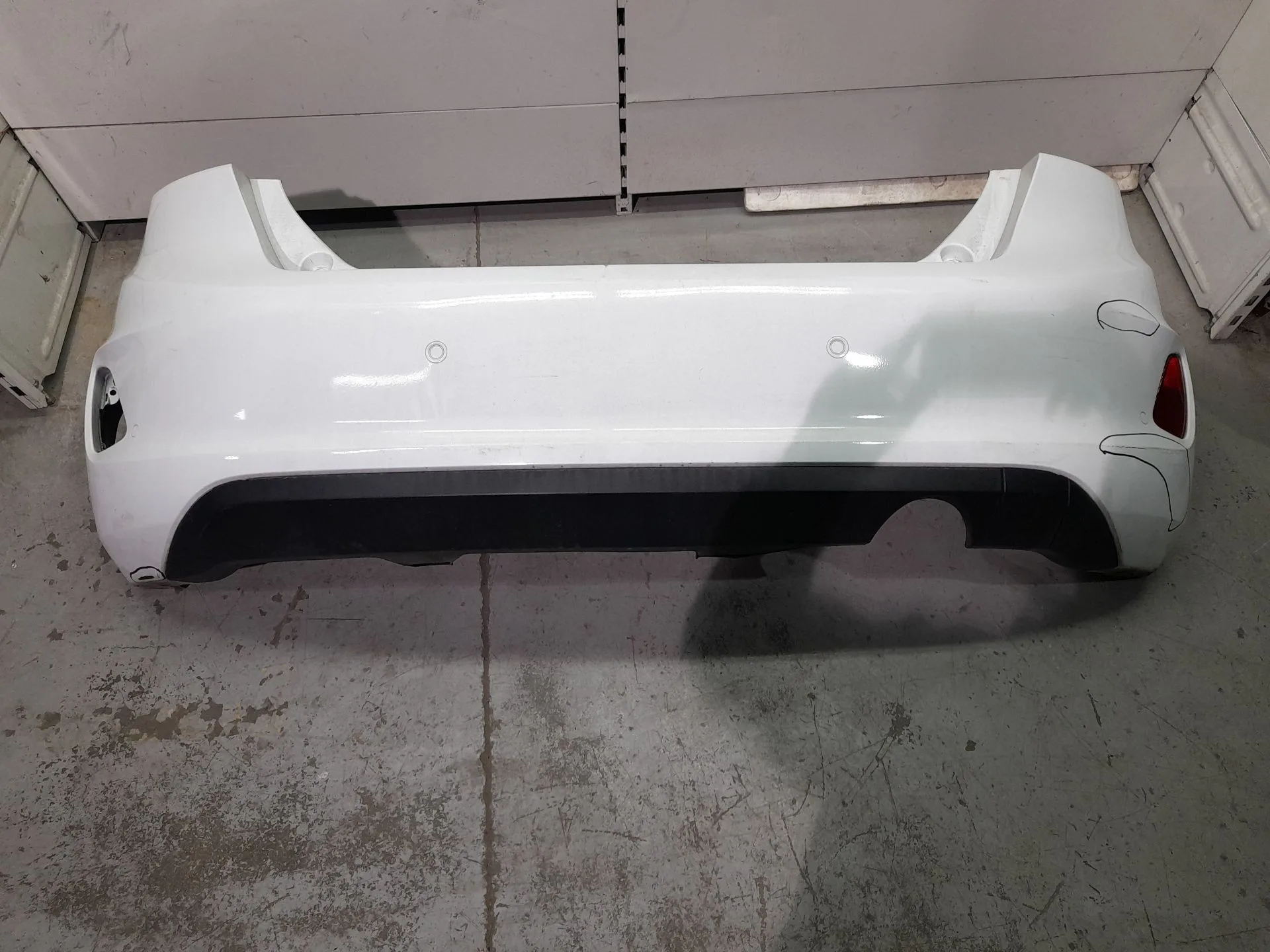 Paragolpes Trasero para Ford Fiesta Vii (Hj, Hf)