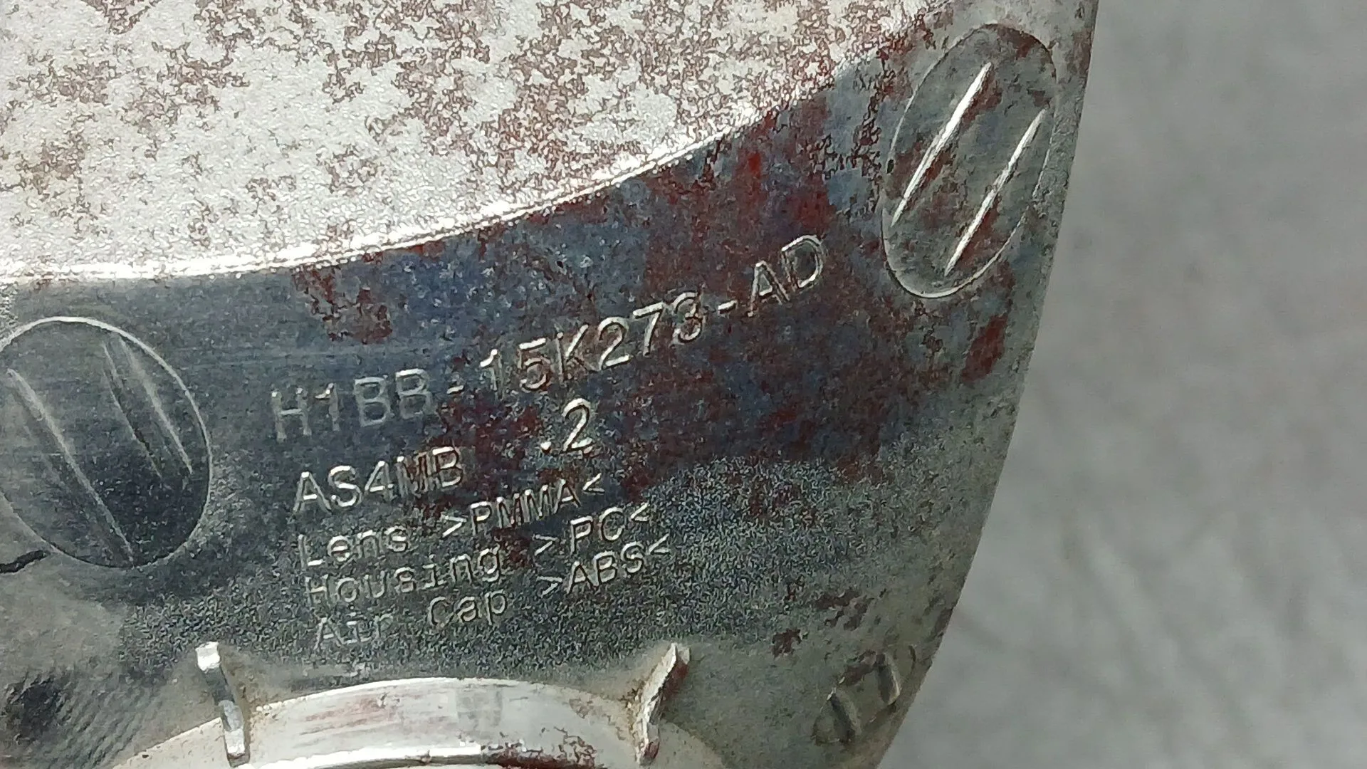 Piloto Trasero Izquierdo Paragolpes para Ford Fiesta Vii (Hj, Hf)