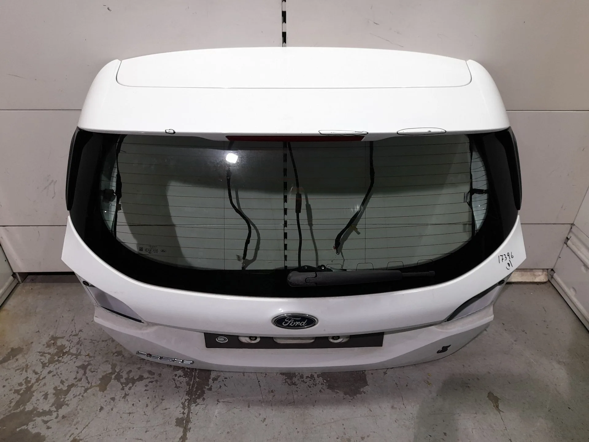 Porton Trasero para Ford Fiesta Vii (Hj, Hf)