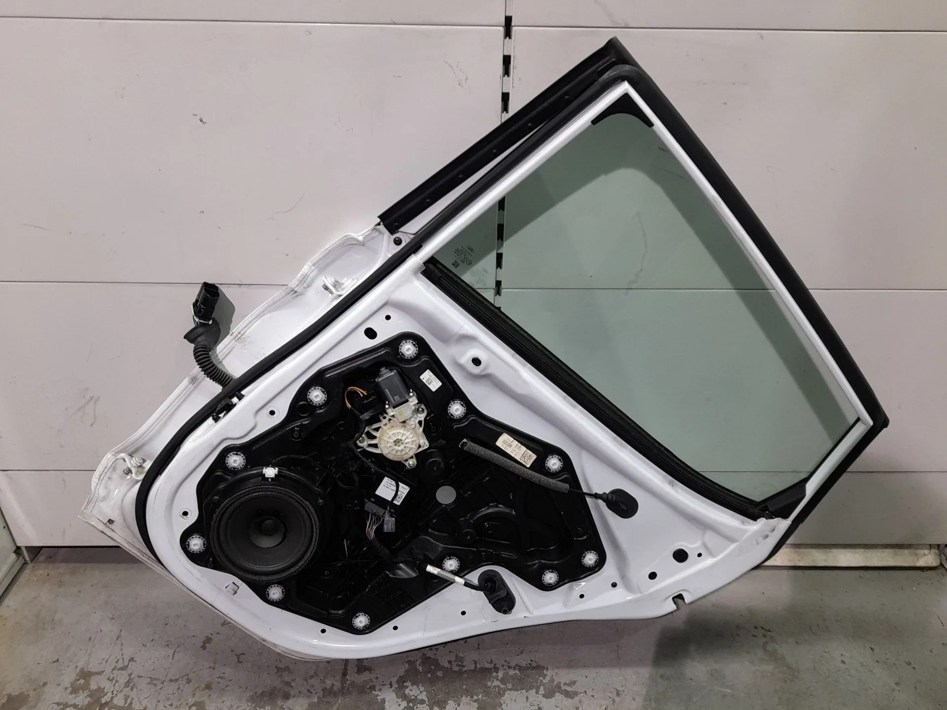 Puerta Trasera Derecha para Ford Fiesta Vii (Hj, Hf)