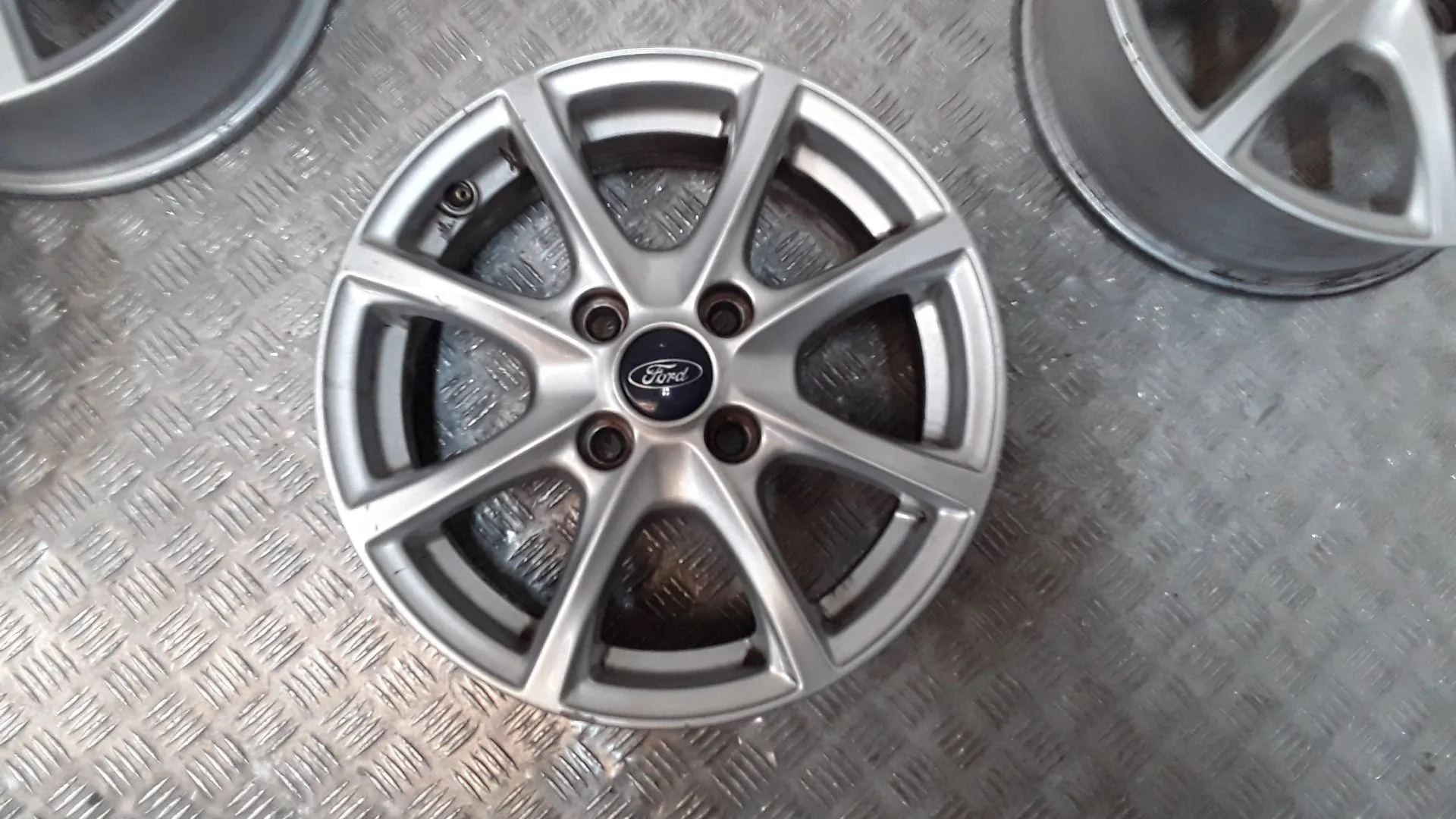 Juego Llantas Aluminio para Ford Fiesta Vii (Hj, Hf)