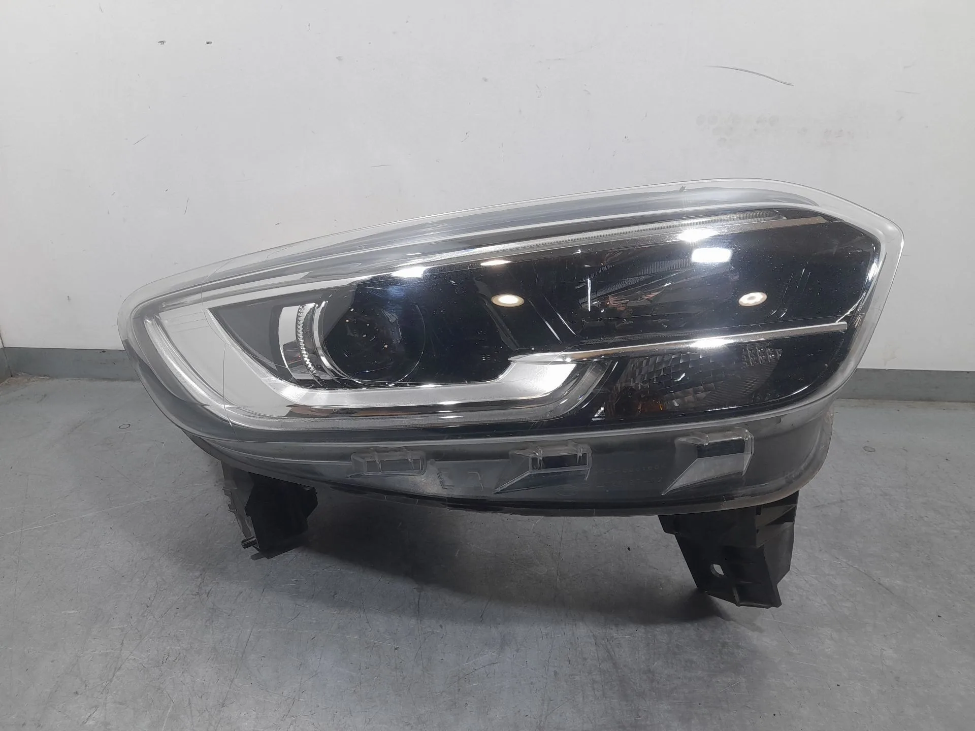 Faro Derecho para Renault Kadjar (Ha_, Hl_)