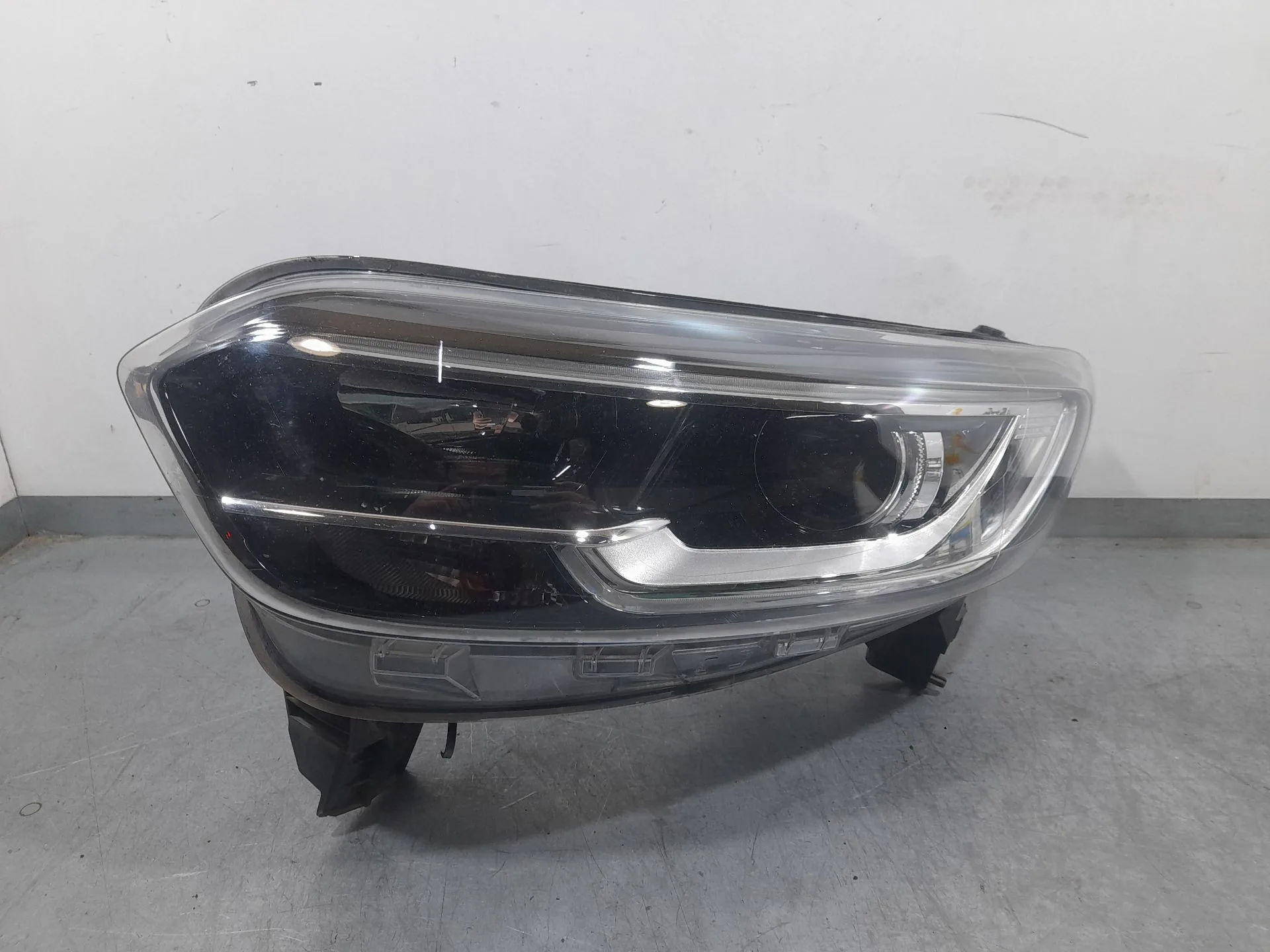 Faro Izquierdo para Renault Kadjar (Ha_, Hl_)