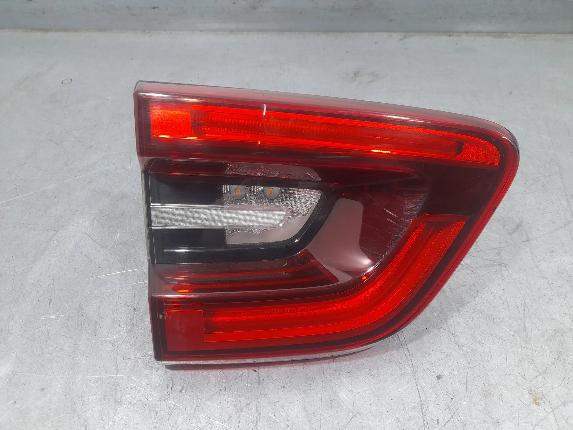 Piloto Trasero Izquierdo Interior para Renault Kadjar (Ha_, Hl_)