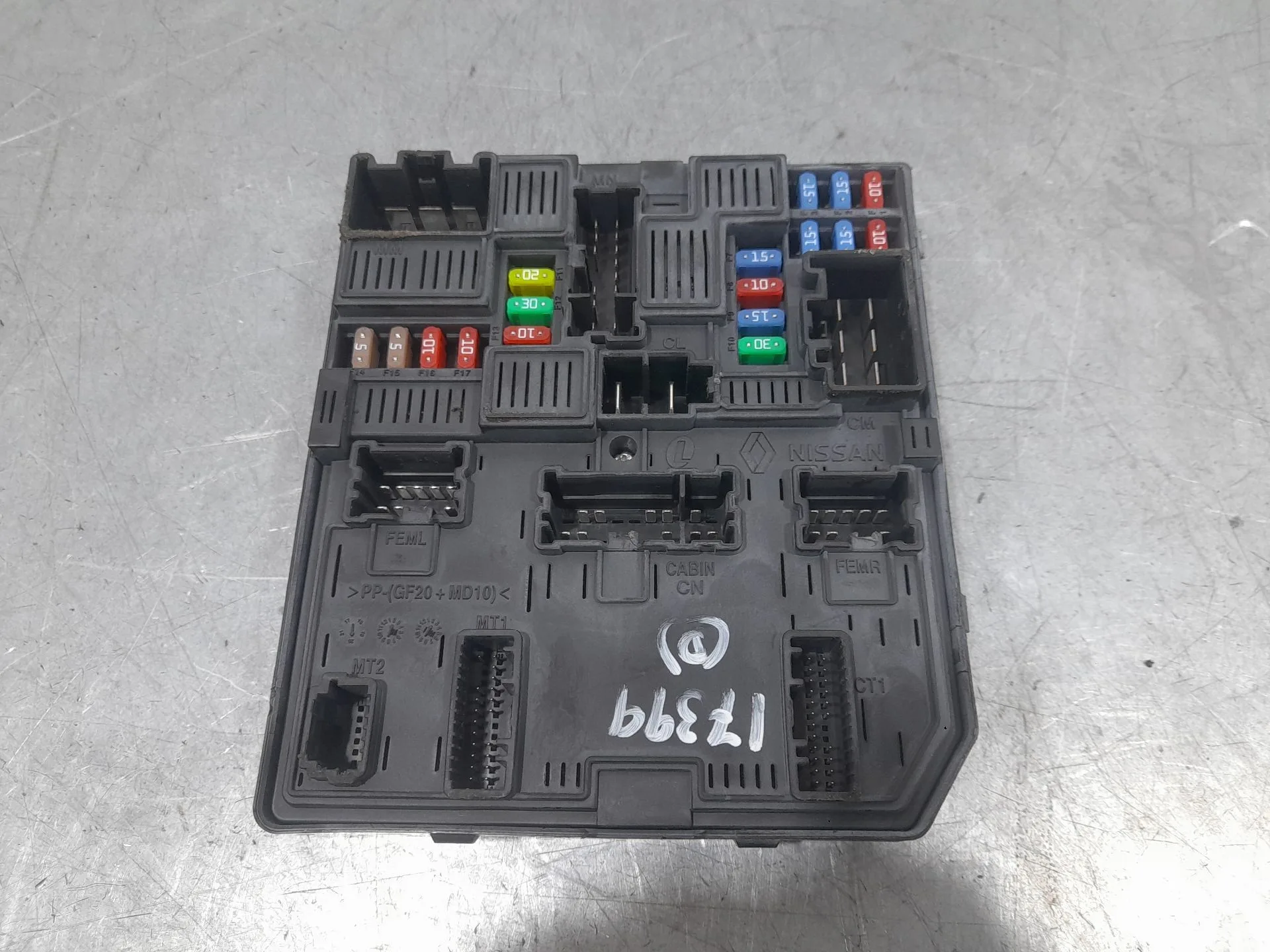 Caja Reles / Fusibles para Renault Kadjar (Ha_, Hl_)