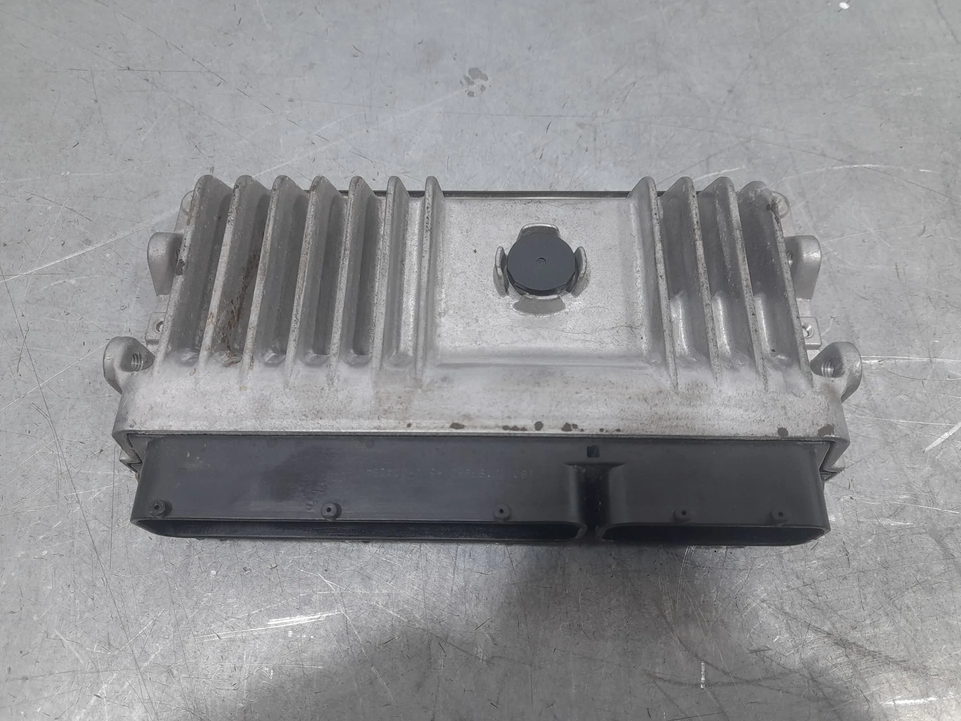Centralita Motor Uce para Toyota Corolla (E21)