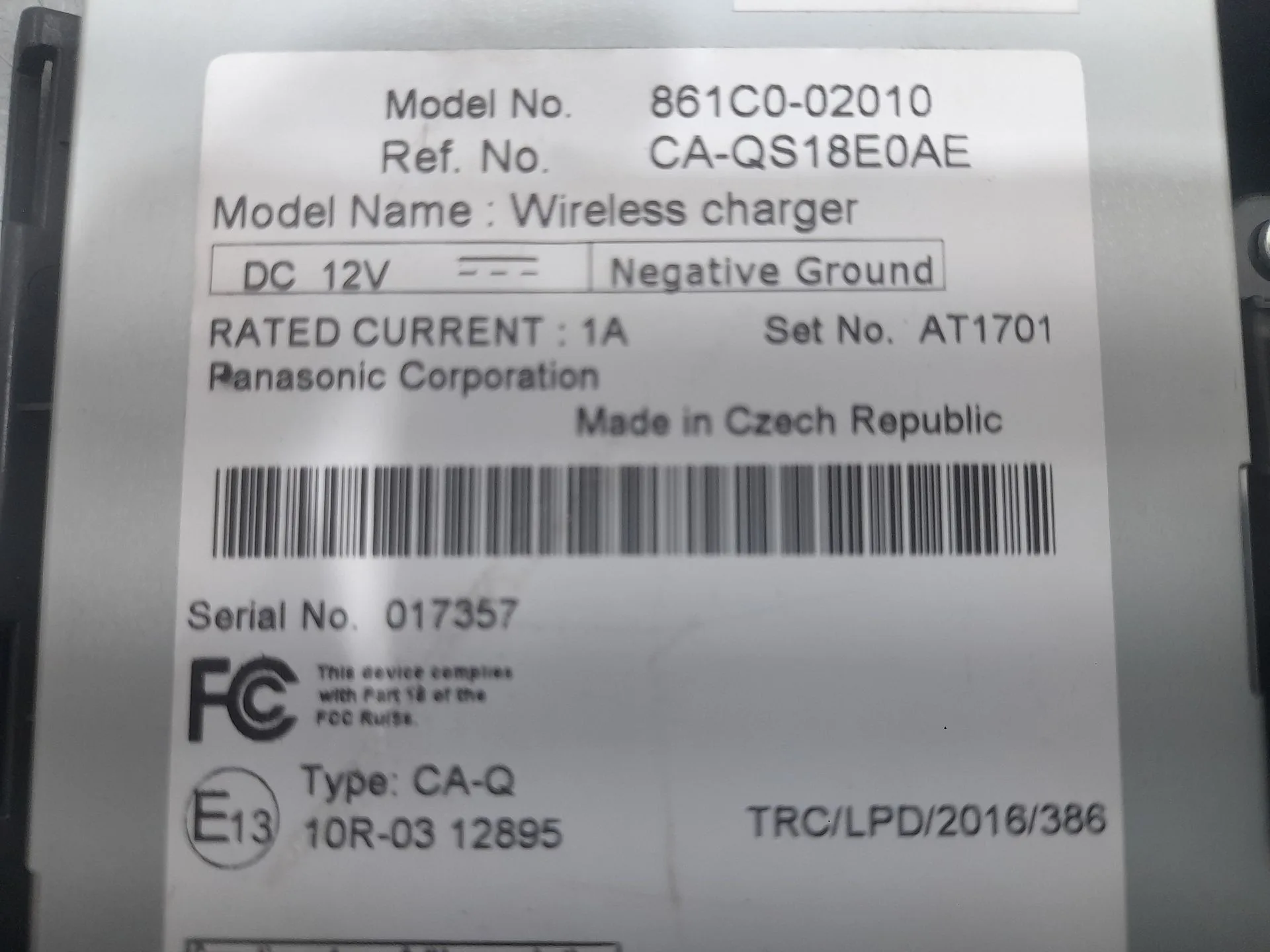 Cargador Inductivo para Toyota Corolla (E21)