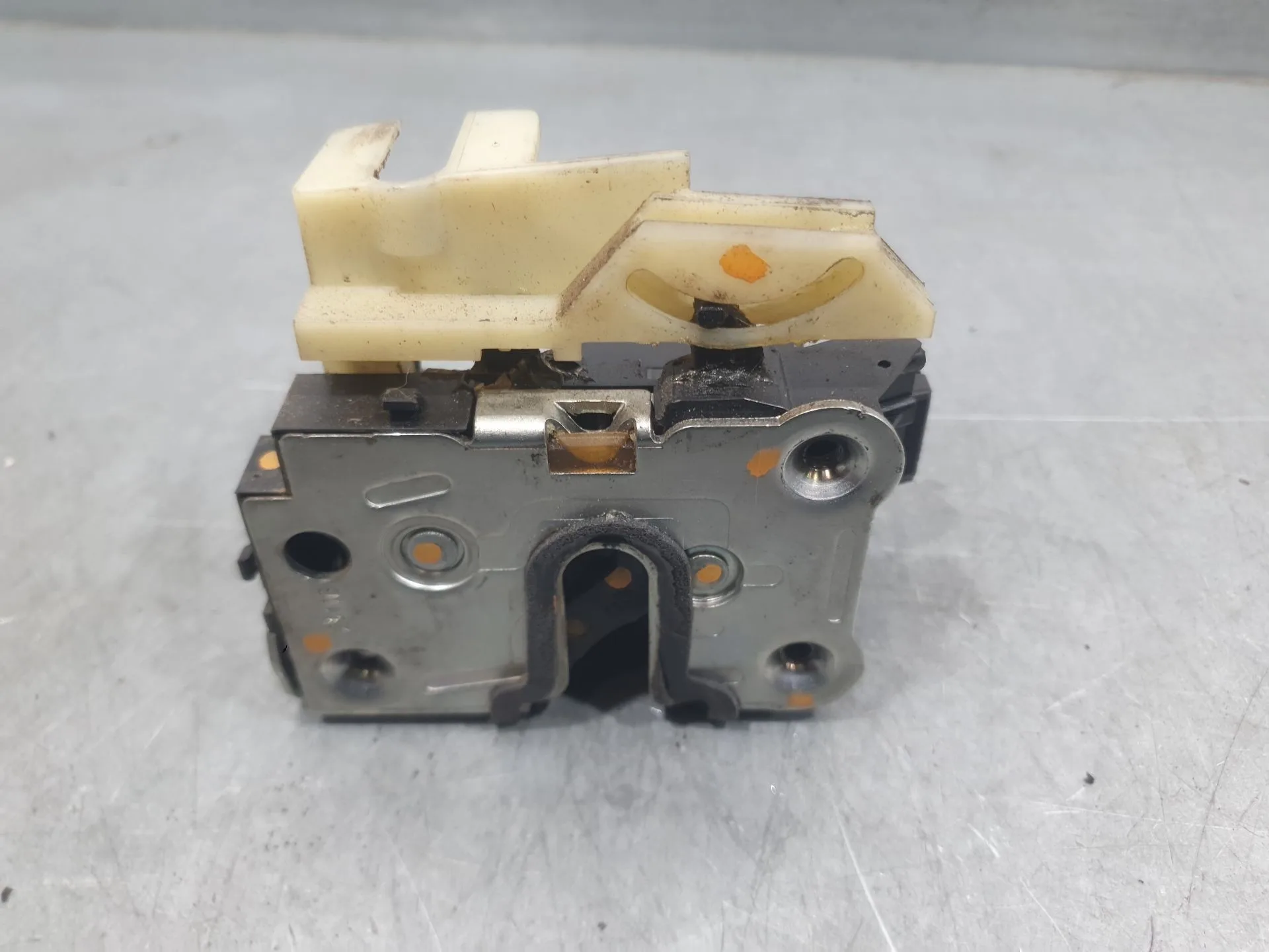 Cerradura Puerta Delantera Derecha para Dacia Duster (Hs_)