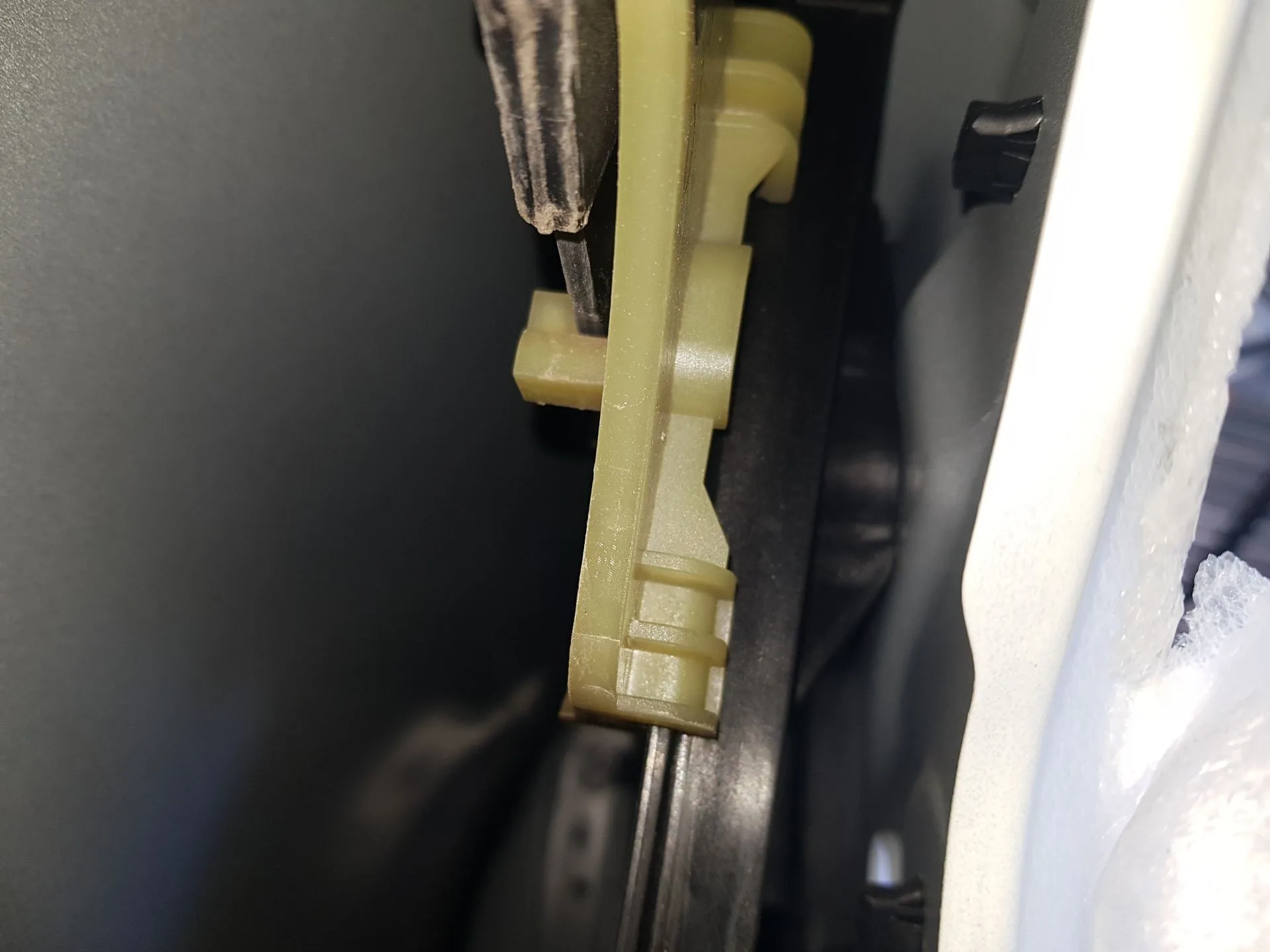Elevalunas Trasero Izquierdo para Renault Clio V (B7_)