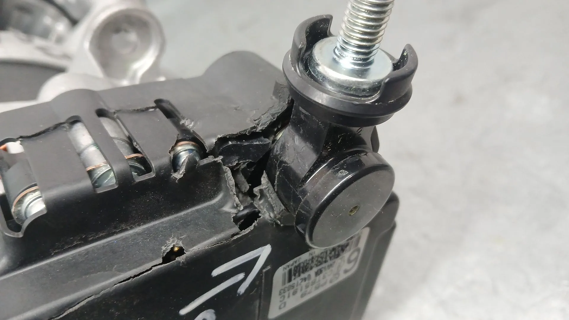 Alternador para Mazda 2 Hatchback (Dl, Dj)