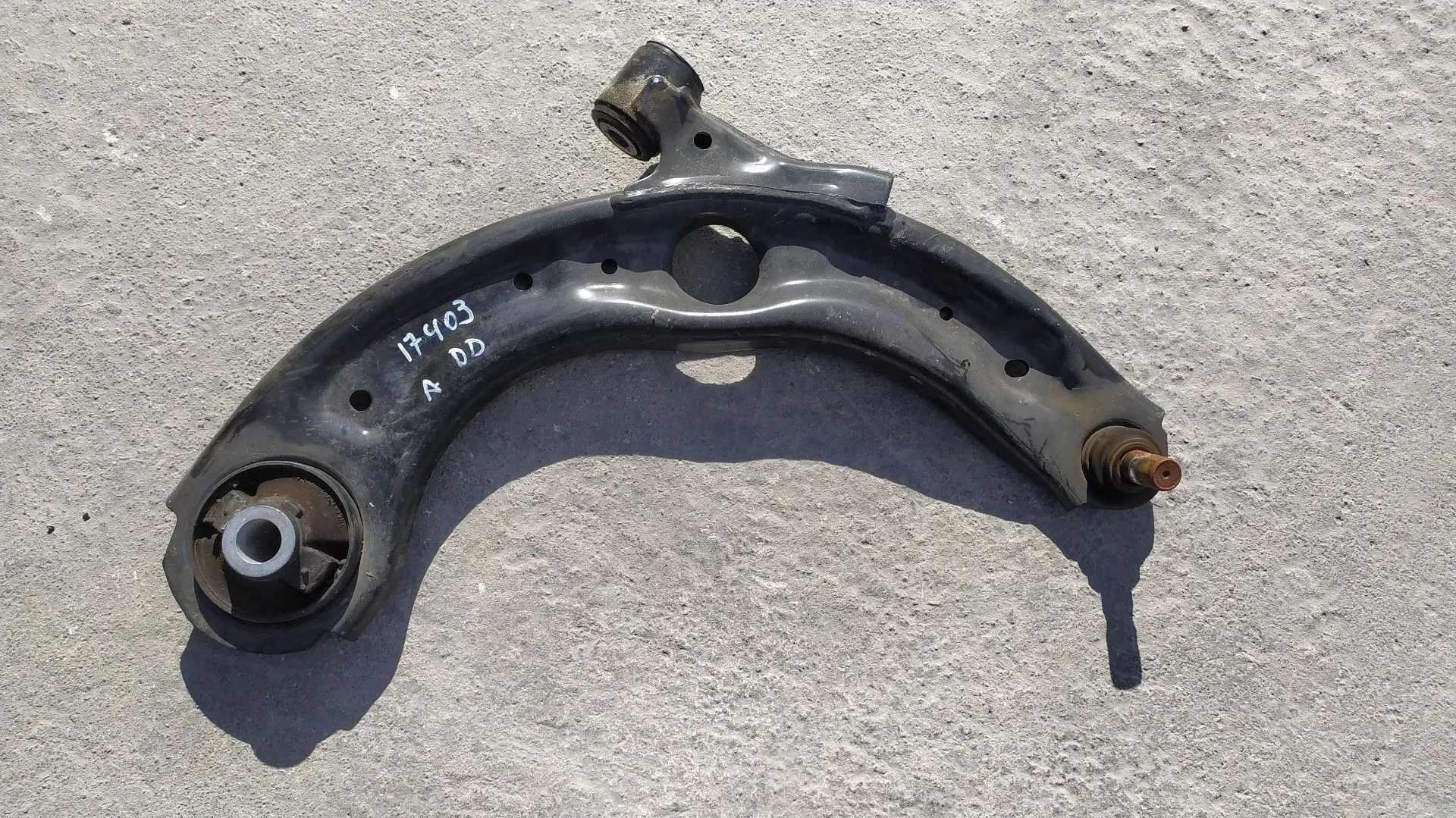 Brazo Suspension Inferior Delantero Derecho para Mazda 2 Hatchback (Dl, Dj)