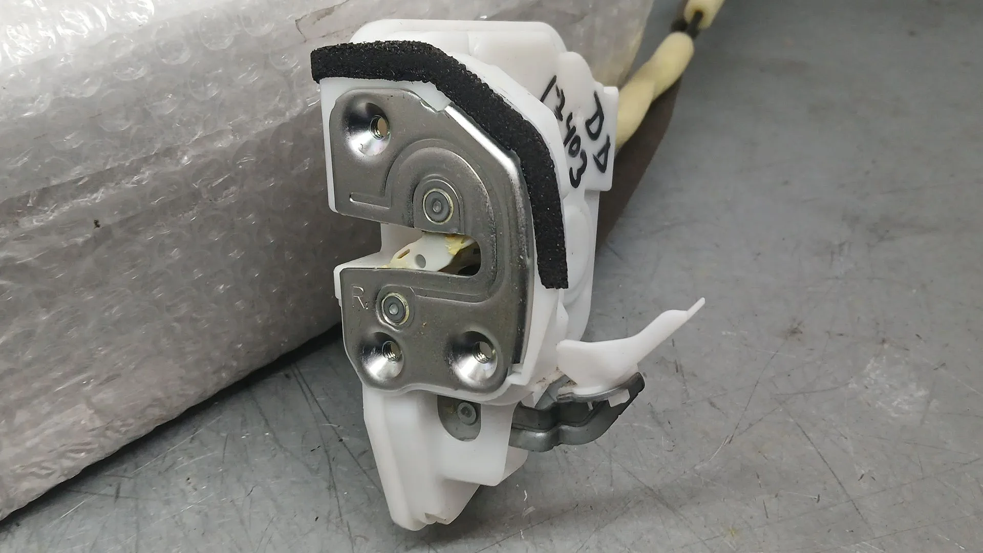 Cerradura Puerta Delantera Derecha para Mazda 2 Hatchback (Dl, Dj)