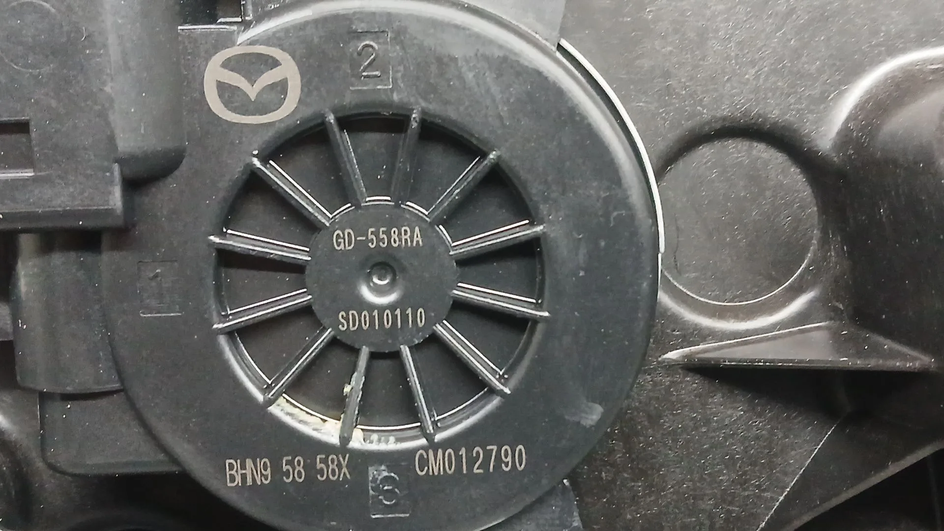 Elevalunas Trasero Derecho para Mazda 2 Hatchback (Dl, Dj)
