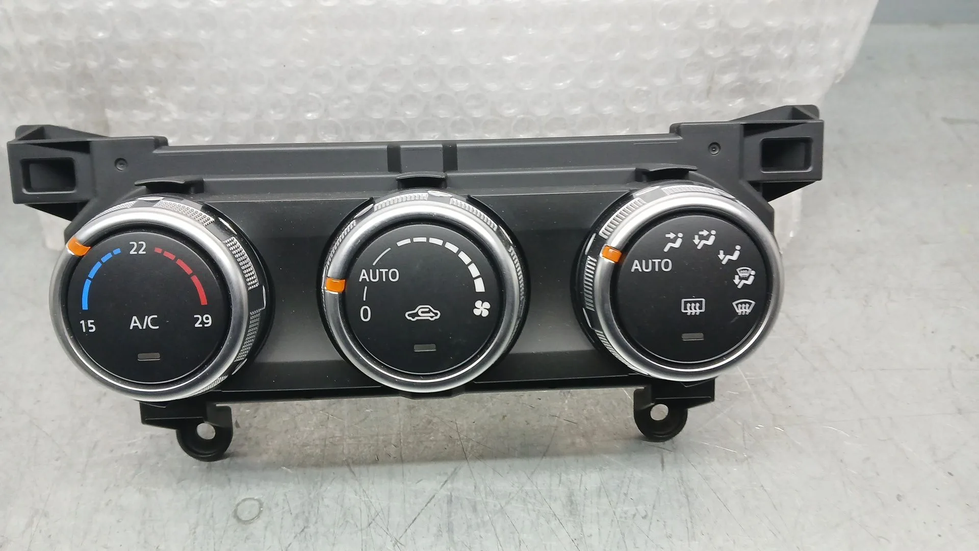 Mando Climatizador para Mazda 2 Hatchback (Dl, Dj)