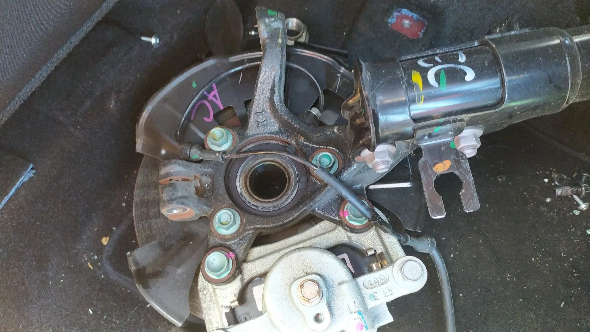 Mangueta Delantera Izquierda para Mazda 2 Hatchback (Dl, Dj)