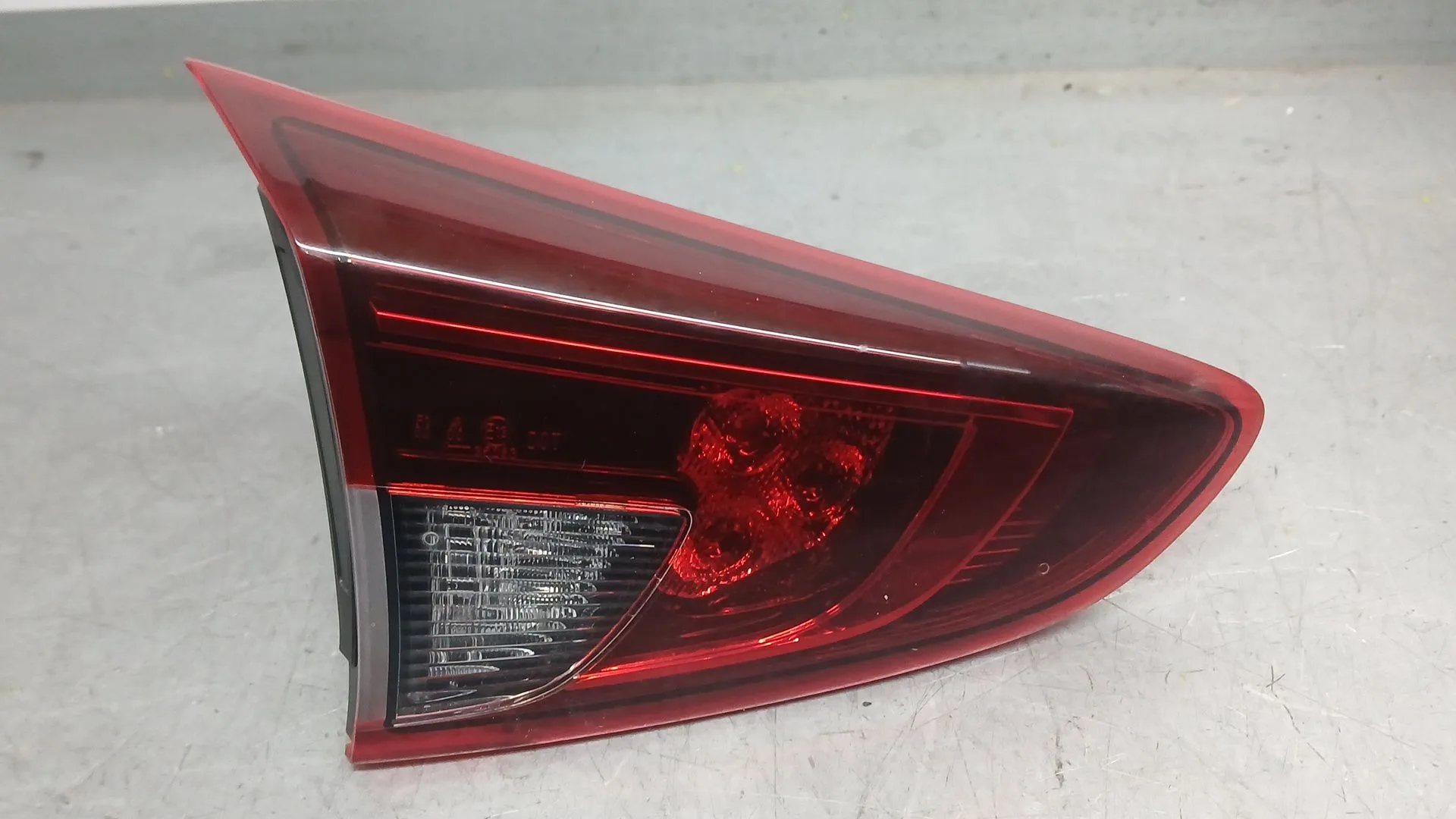 Piloto Trasero Izquierdo Interior para Mazda 2 Hatchback (Dl, Dj)