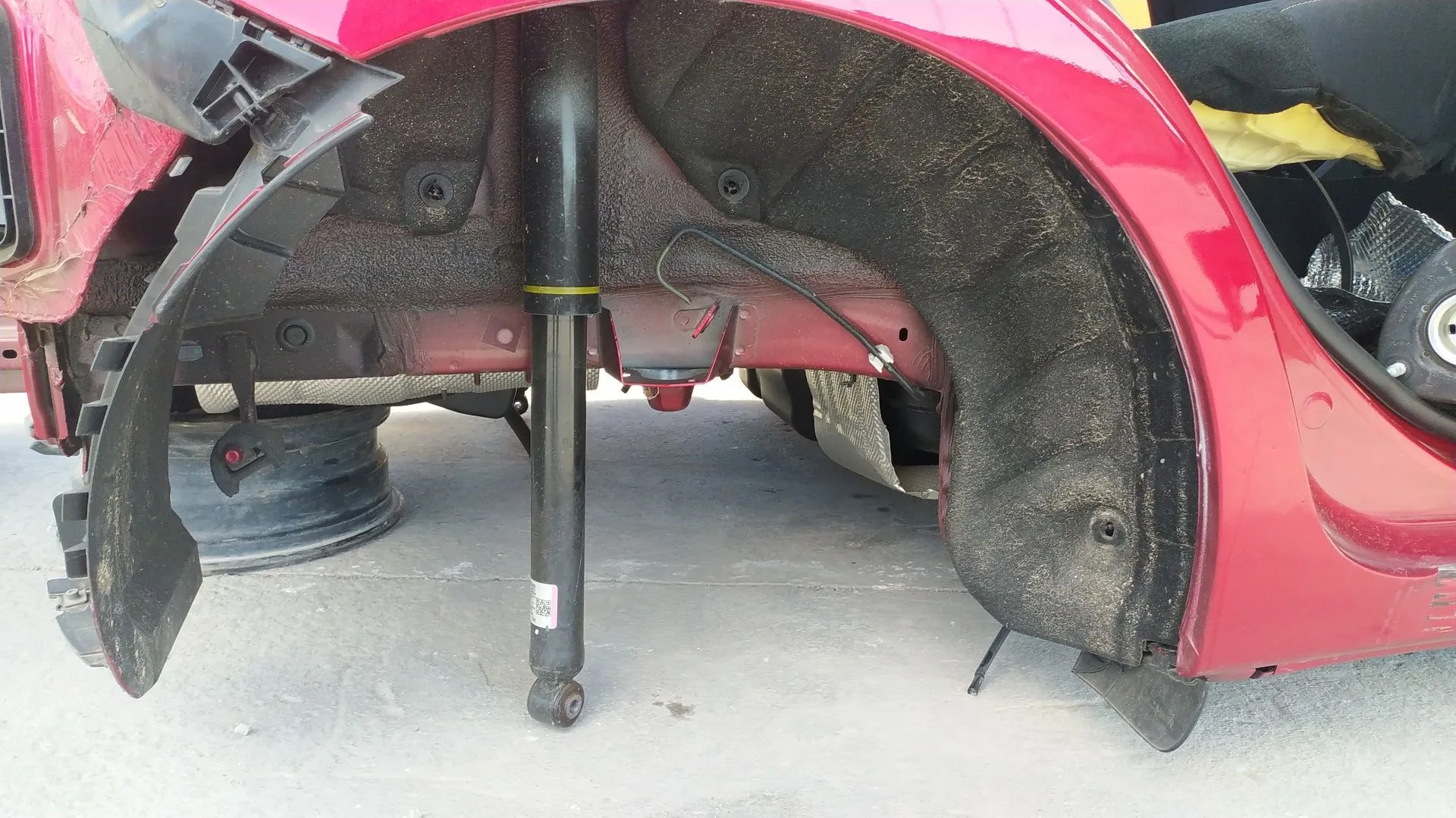 Plastico Pase Rueda Tras. Dch. para Mazda 2 Hatchback (Dl, Dj)
