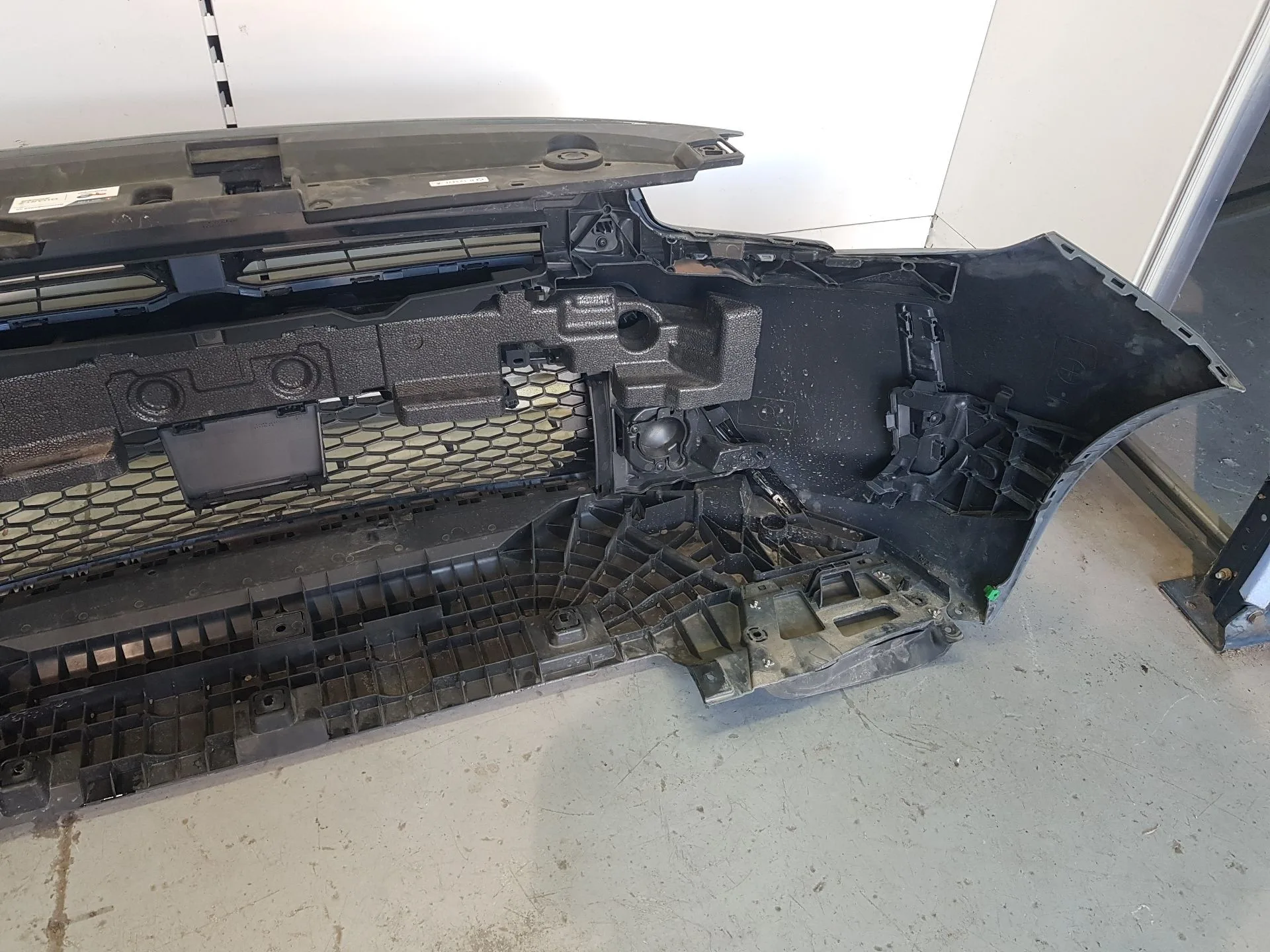 Paragolpes Delantero para Opel Corsa F (P2Jo)