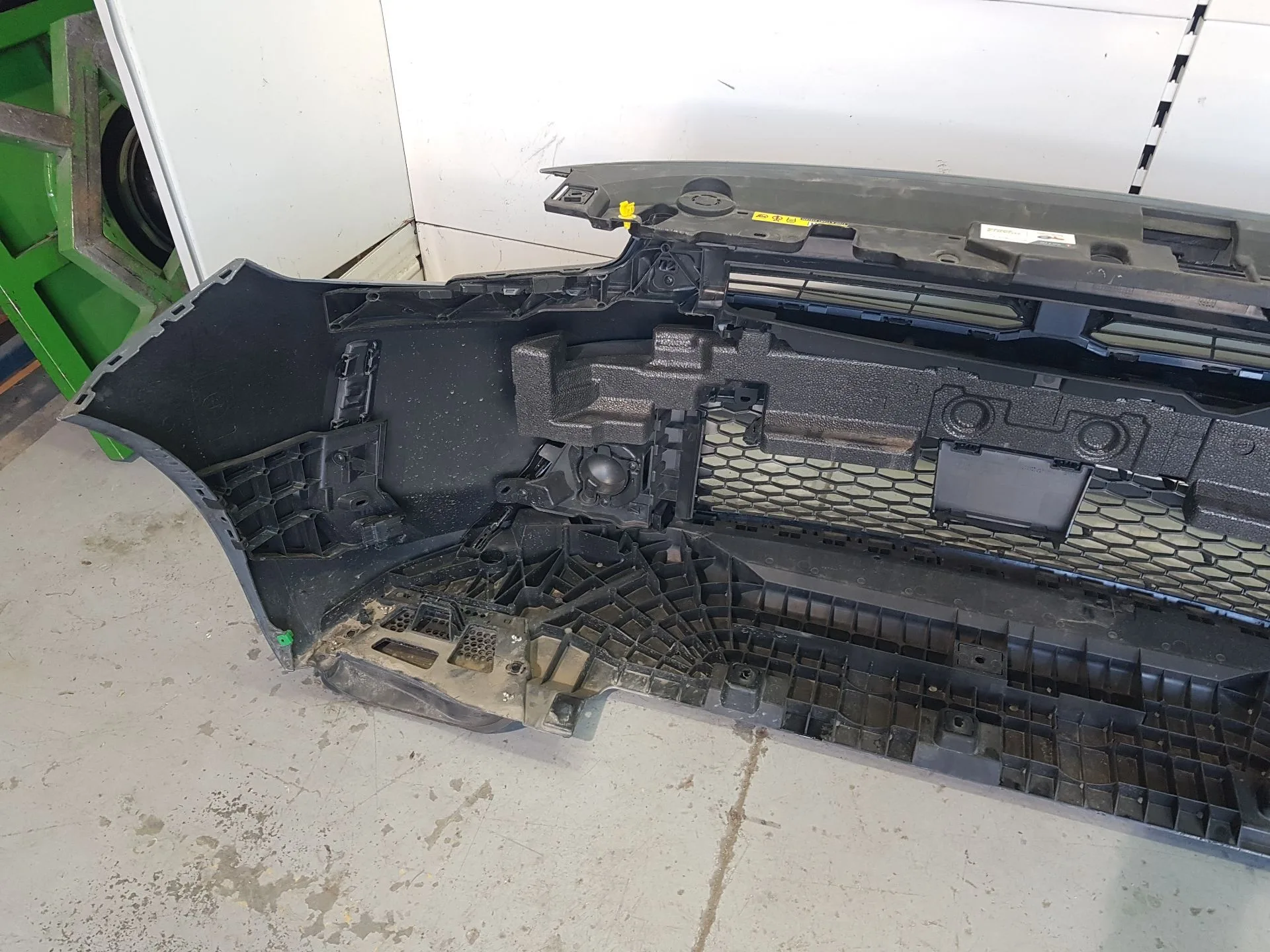 Paragolpes Delantero para Opel Corsa F (P2Jo)