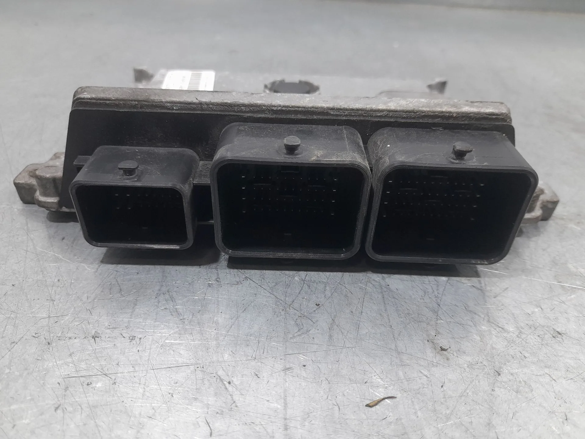 Centralita Motor Uce para Peugeot 208