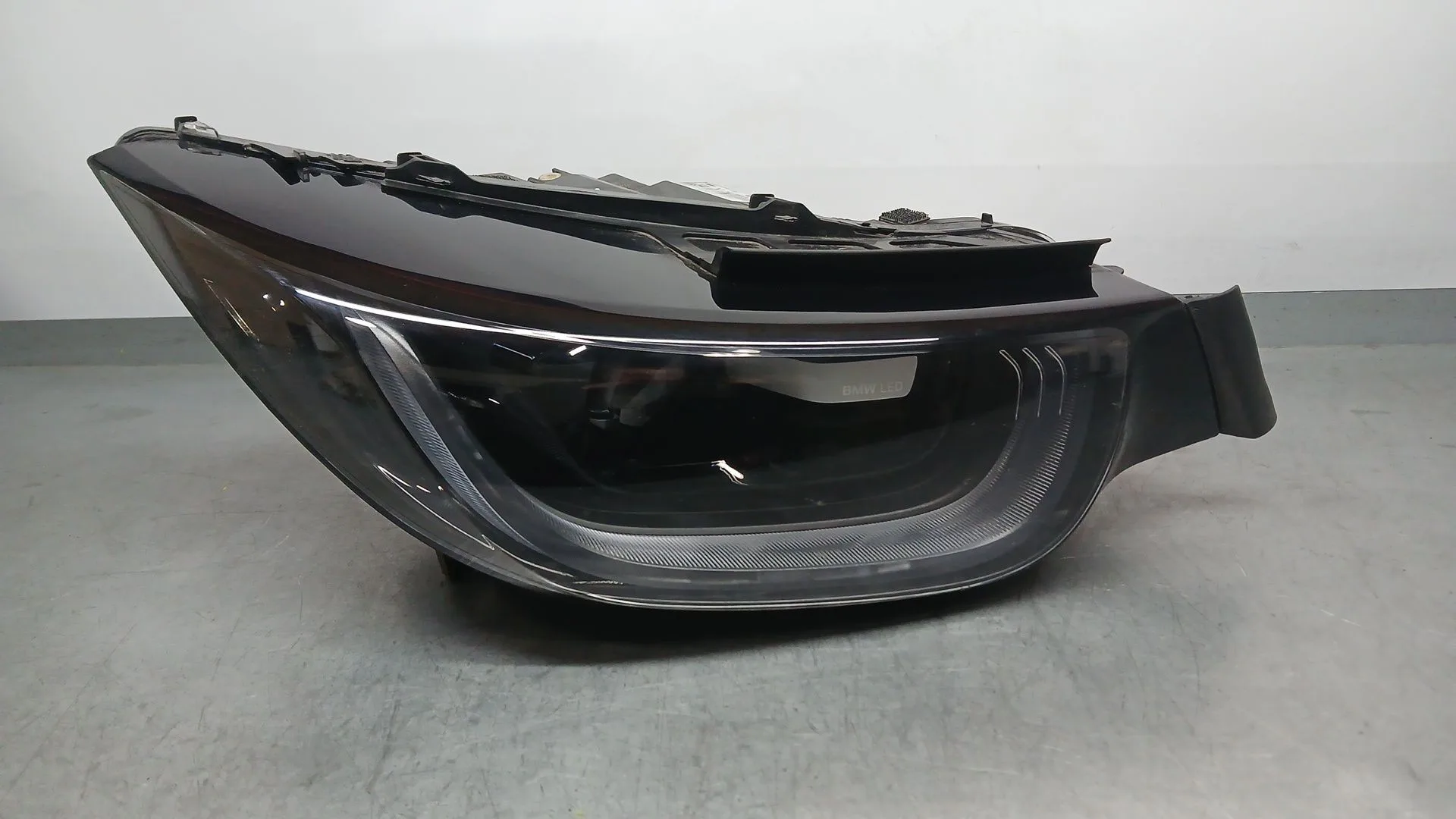 Faro Derecho para Bmw I3 (I01)
