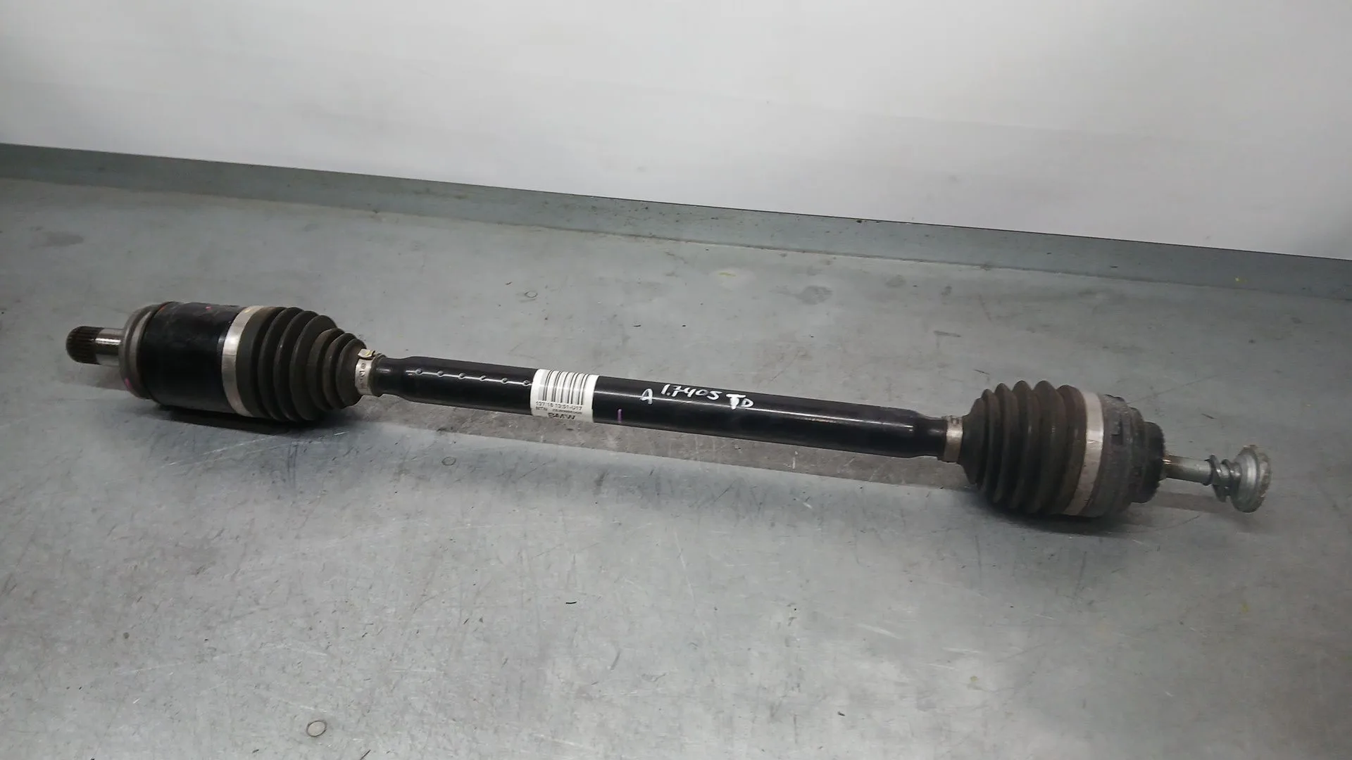Transmision Trasera Derecha para Bmw I3 (I01)