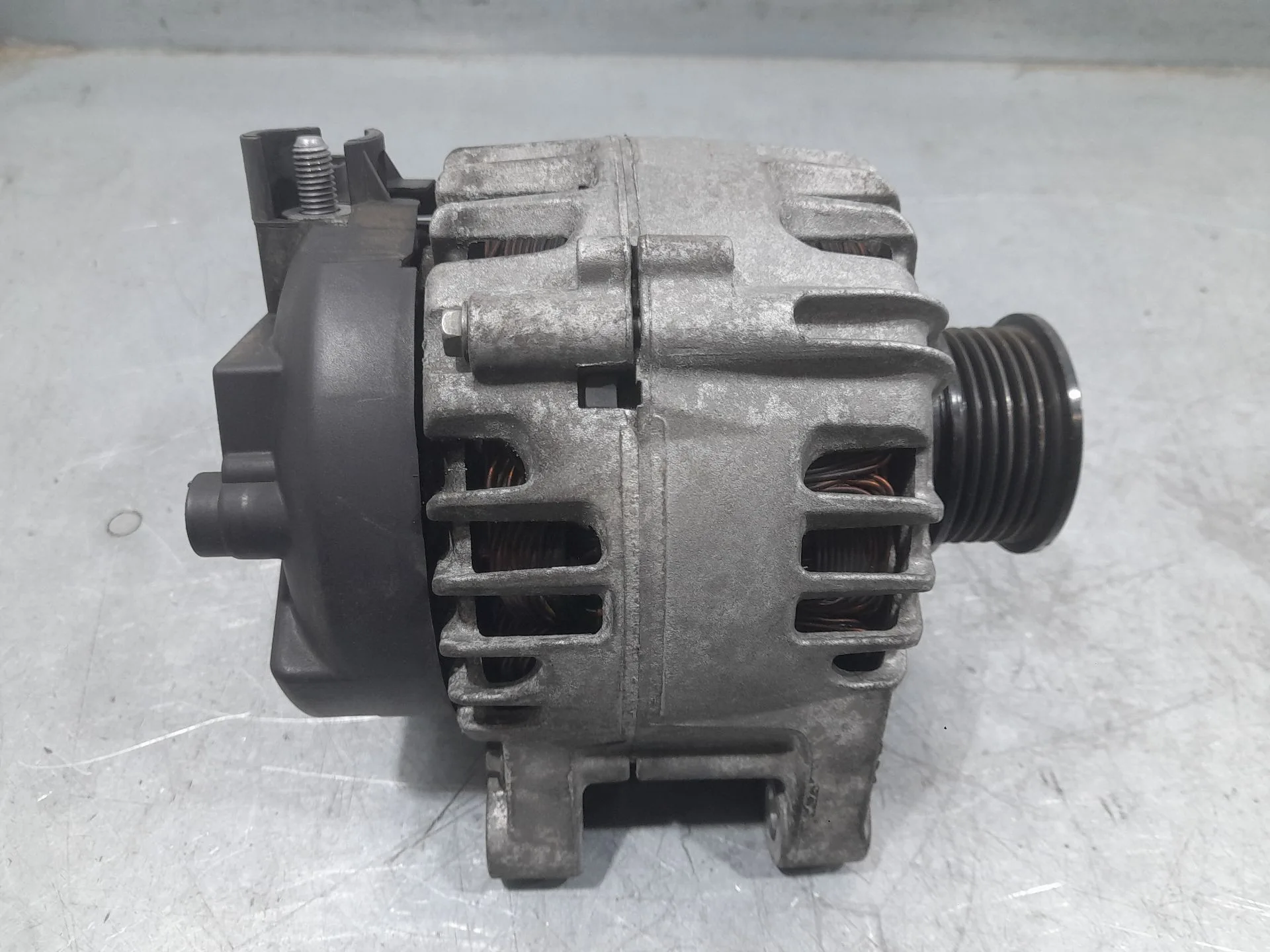 Alternador para Ford Focus Iii