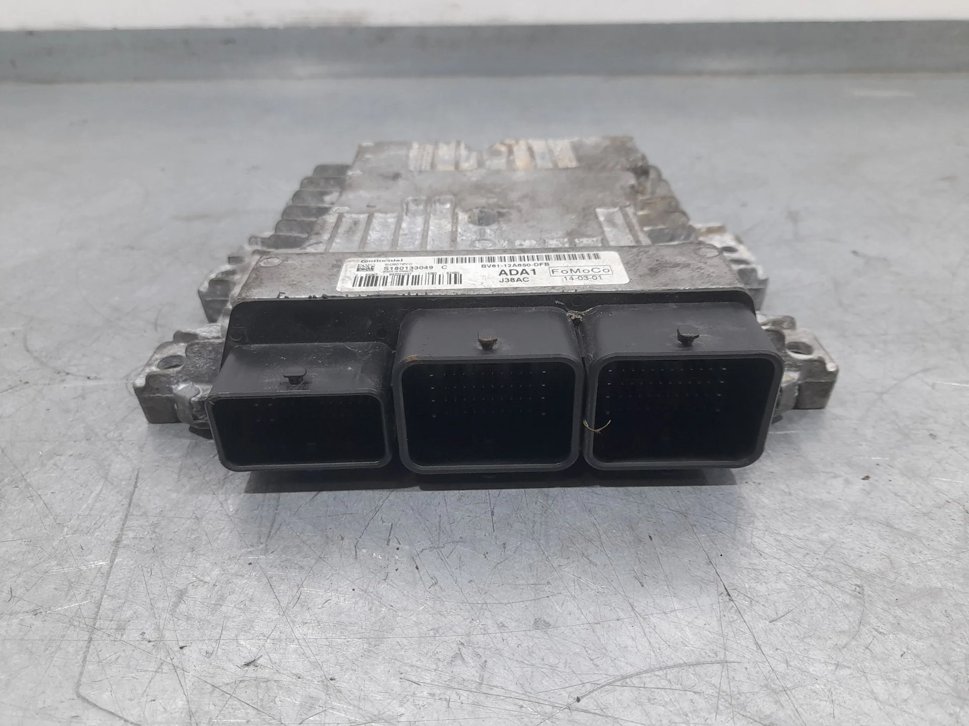 Centralita Motor Uce para Ford Focus Iii