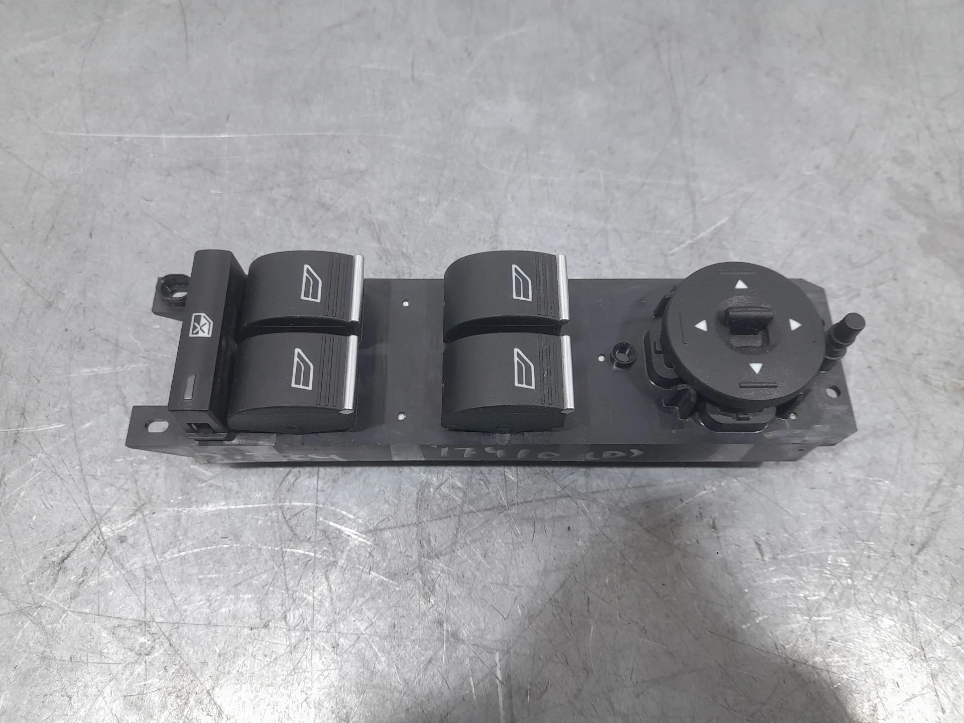 Mando Elevalunas Delantero Izquierdo para Ford Focus Iii