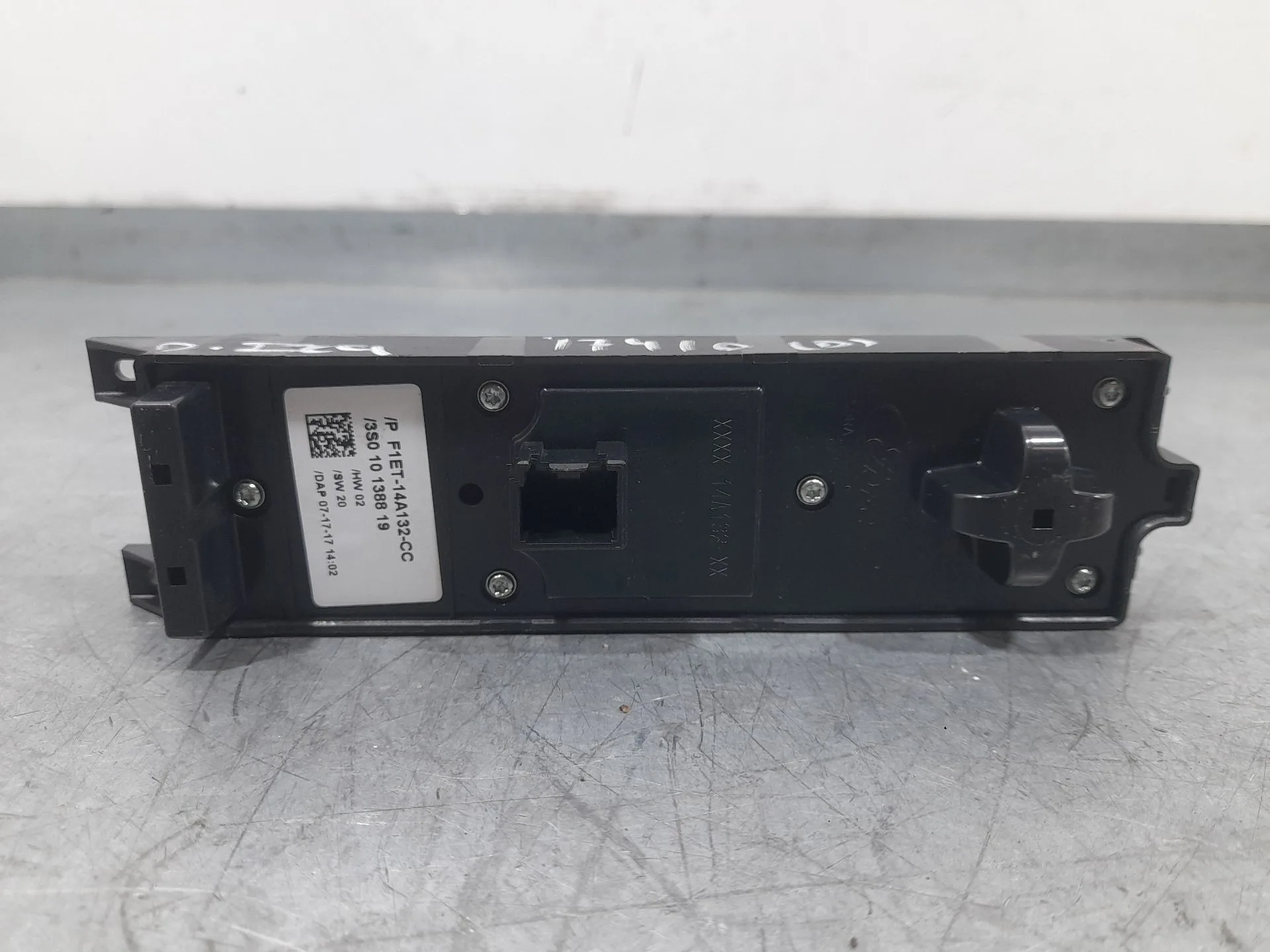 Mando Elevalunas Delantero Izquierdo para Ford Focus Iii