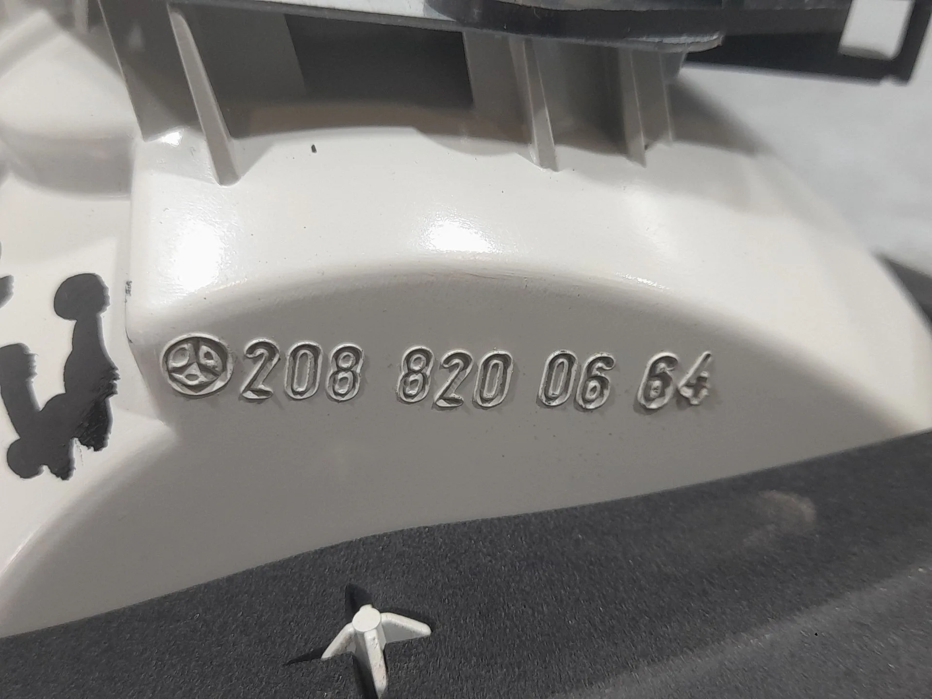 Piloto Trasero Derecho Interior para Mercedes-Benz Clk (C208)