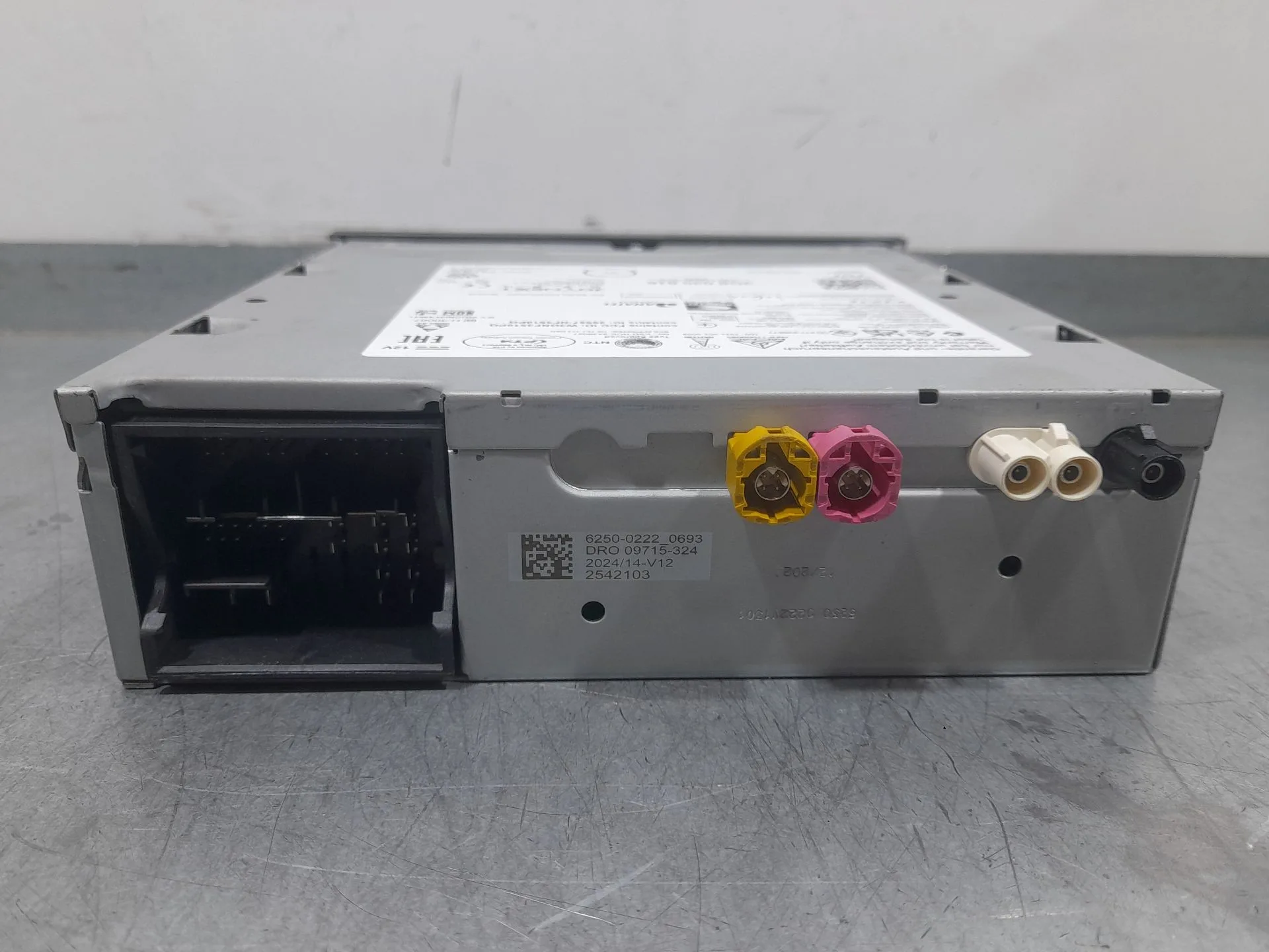 Sistema Audio / Radio para Volkswagen Taigo (Cs1)